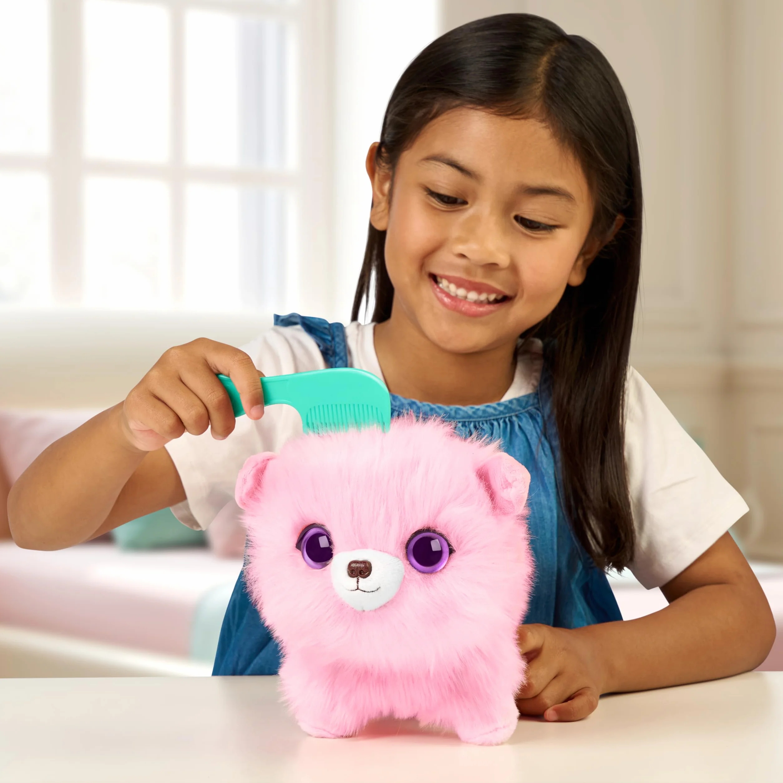 SCRUFFALUVS Little Live Pets Scruff Mascota Rosa - Peluche Sorpresa, 19 cm - Lava para Descubrir 1 de 3 Mascotas rescatadas: Perrito, Conejito o Gatito - Incluye un transportín Deluxe de 22 cm
