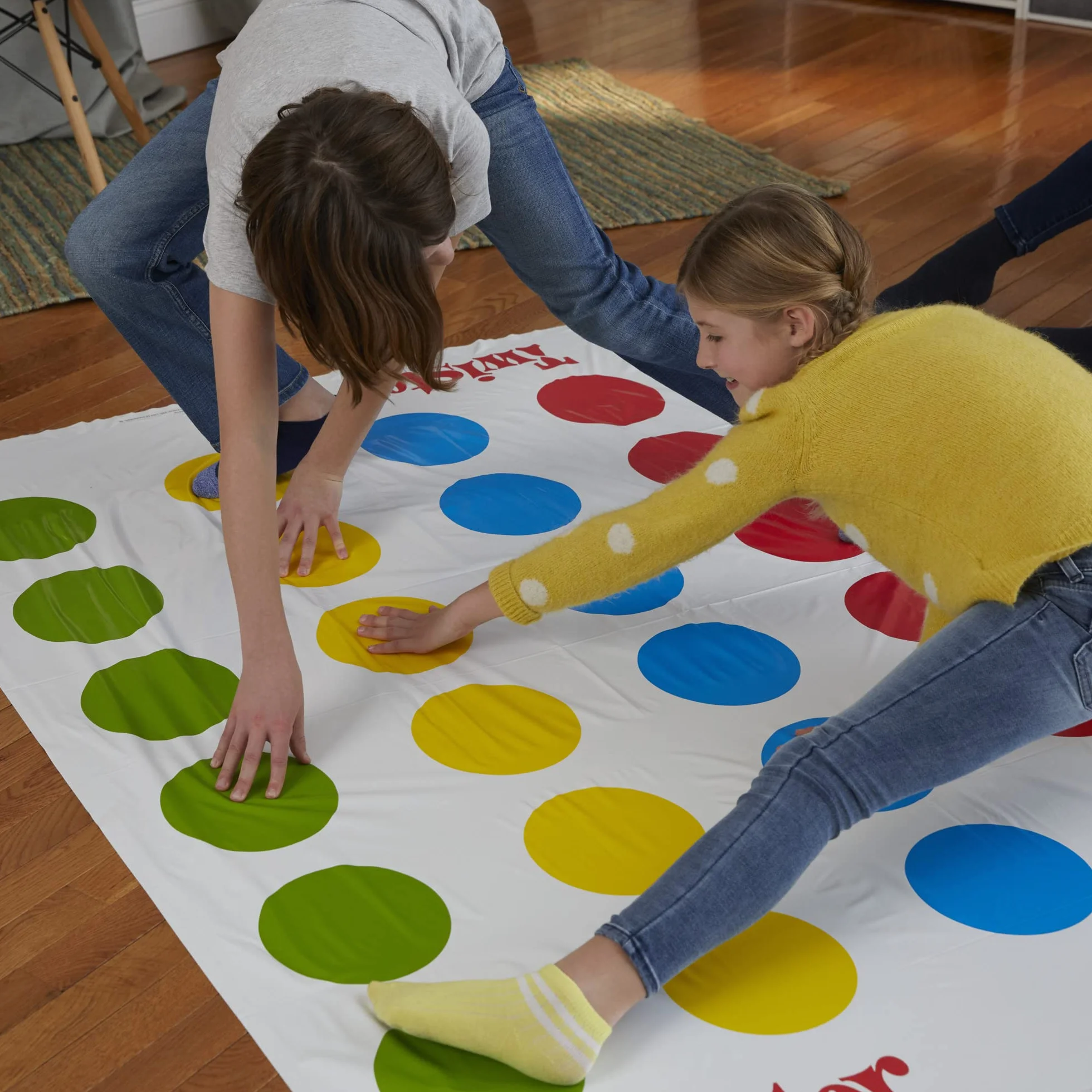 Hasbro Gaming Twister Juego de Habilidad para Fiestas y Familia Niños 6+ Años - Versión Español