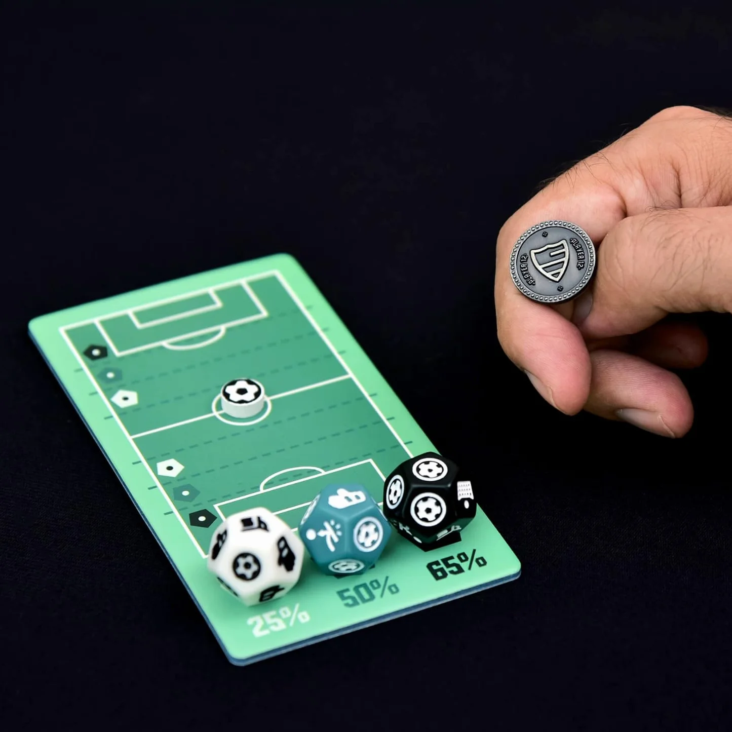 Juego de mesa de Fútbol Player 12, con Cartas y Dados, formato pequeño de viaje, Regalo 6-12 años