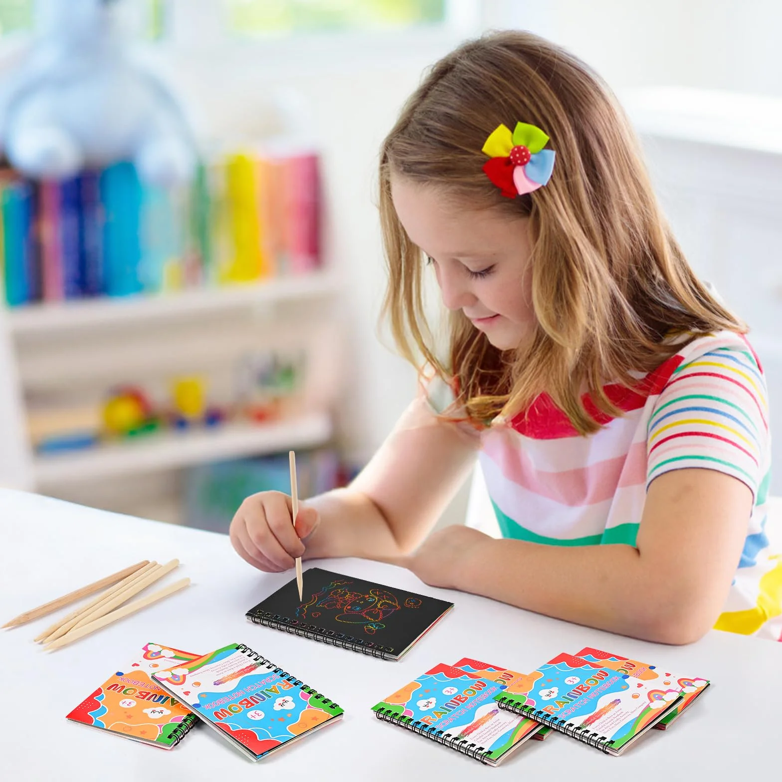 GOLDGE 20 Libros Scratch Art, Kit Manualidades Niños para Detalles Cumpleaños Niños|Juguetes Niña y Niño, Regalos Cumpleaños Niños Colegio Invitados con Bolsas|Regalo Niña y Niño 2 3 4 5 6 7 8 9 Años