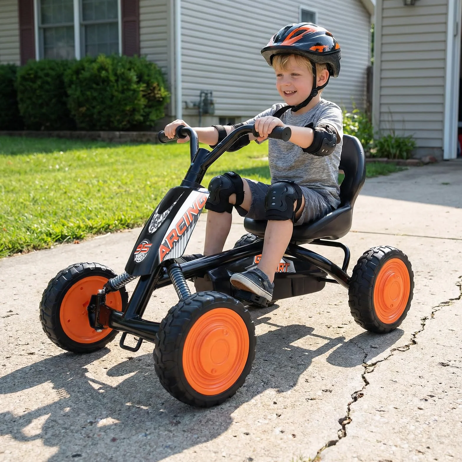 FANTASK Niños Gokart con Pedal, Asiento Ajustable, Marcha adelante y atrás, soporta hasta 30 kg, Coche de Pedal Exterior para niños y niñas a Partir de 3 años (Negro)
