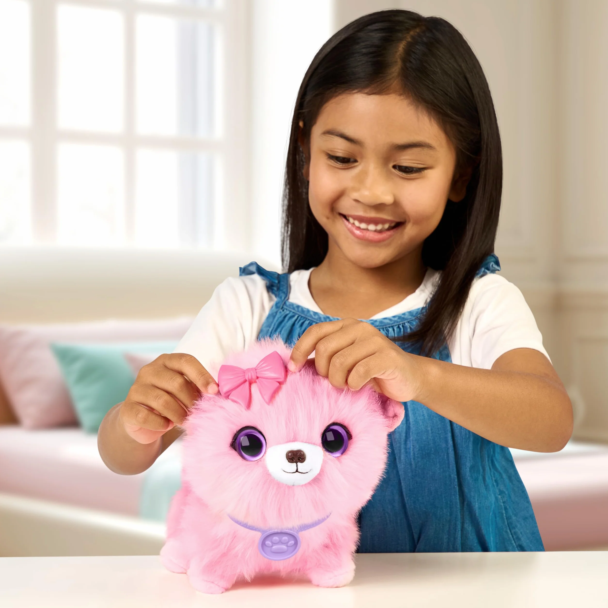 SCRUFFALUVS Little Live Pets Scruff Mascota Rosa - Peluche Sorpresa, 19 cm - Lava para Descubrir 1 de 3 Mascotas rescatadas: Perrito, Conejito o Gatito - Incluye un transportín Deluxe de 22 cm