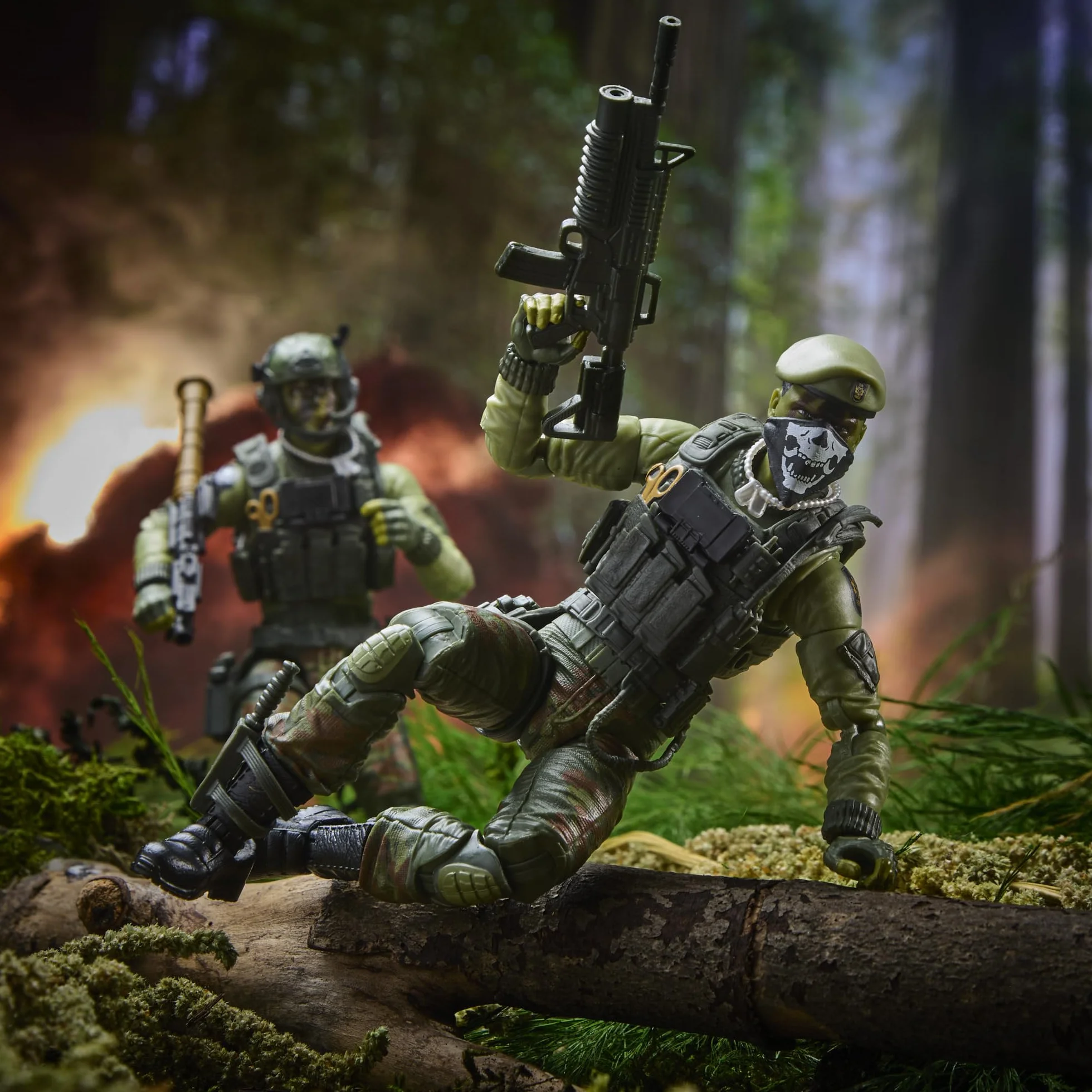 G.I. Joe Classified Series, Legacy Collection, Soldado de acción - Fuerzas Especiales, Set de Figura Coleccionable de 15 cm con 16 Accesorios