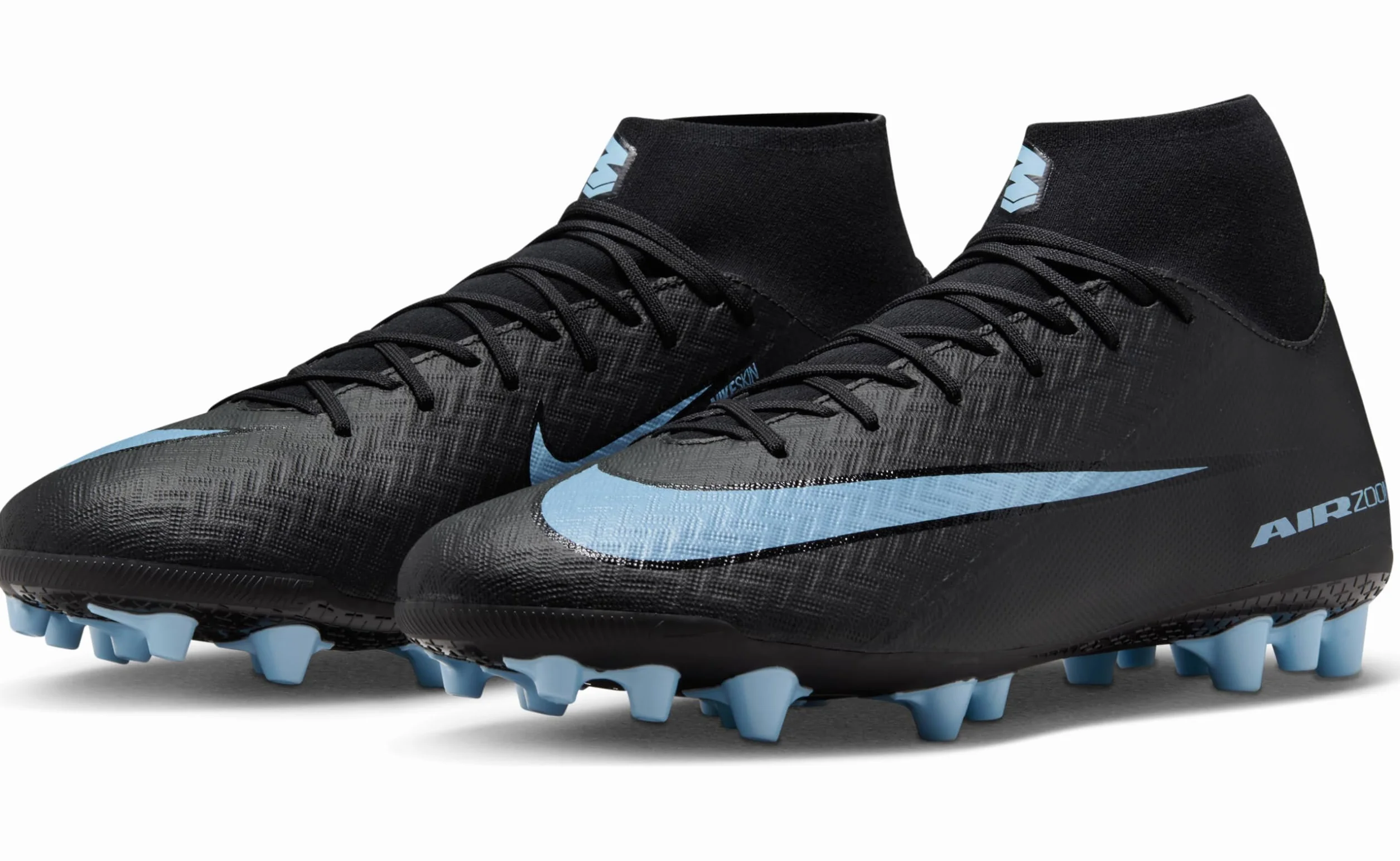 NIKE Mercurial Superfly 10 Academy Sneaker