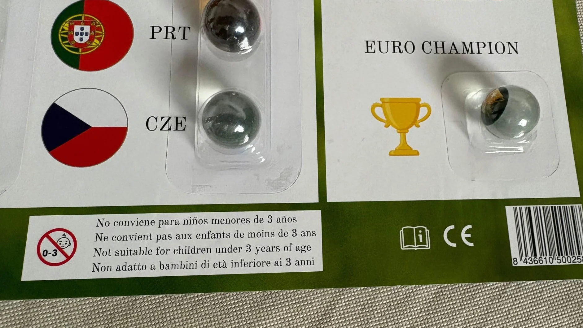 Colección Eurocopa 25 Canicas de Cristal con Banderas de Países del Mundial de Fútbol - 16 mm Ideal para Circuitos y Carreras