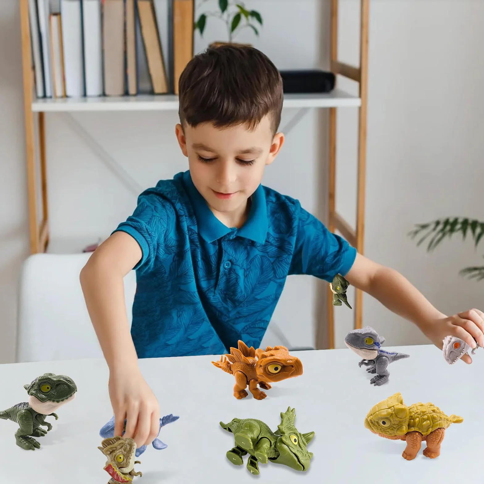 10 Piezas Dinosaurio Dedo Juguete, Mini Set ABS Mordita para Niños y Niñas (Colores Mezclados)