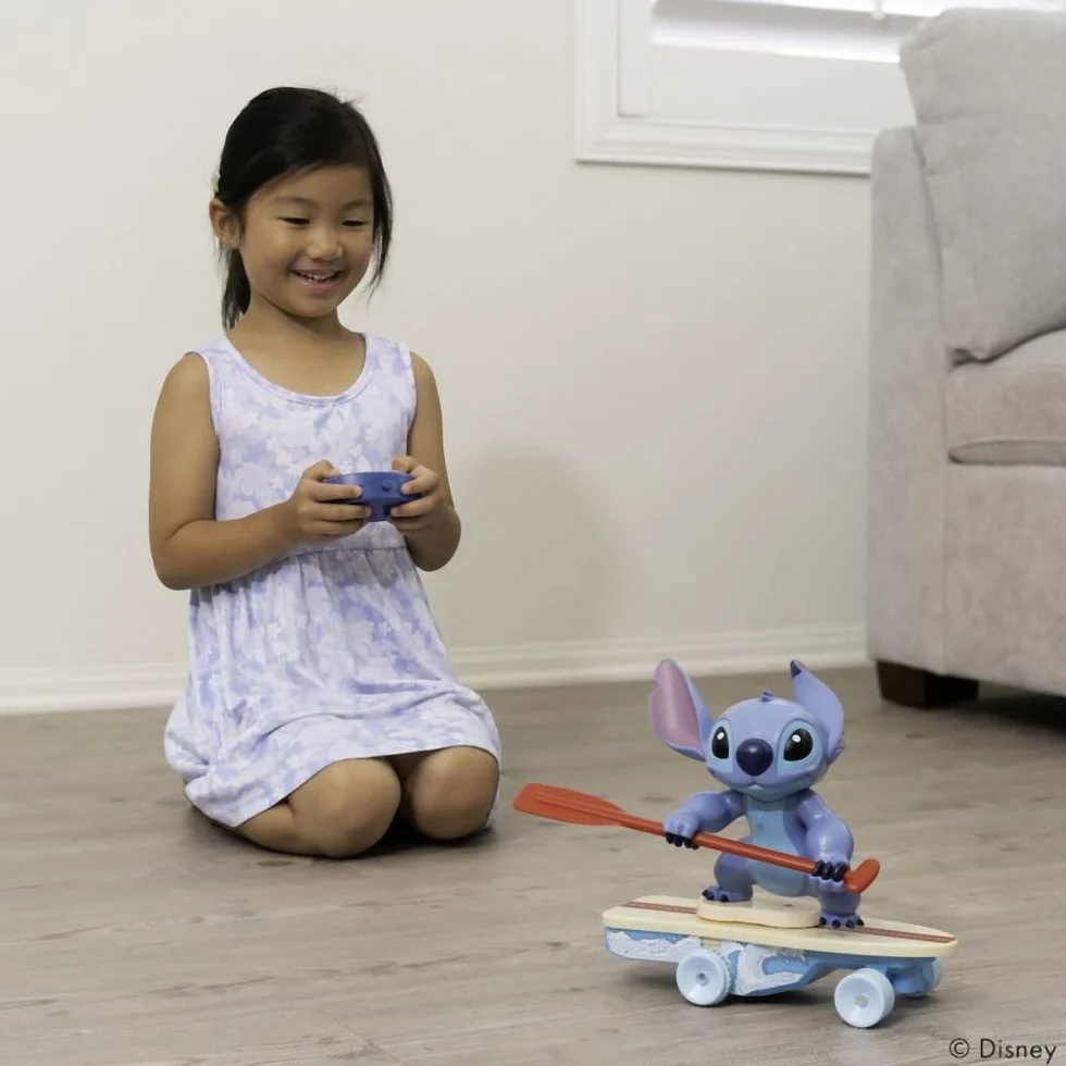 Jada - Disney Stitch Surfer Radiocontrolado - Personaje Gira 360° - Se Levanta Solo - Producto Oficial - A Partir de 3 Años