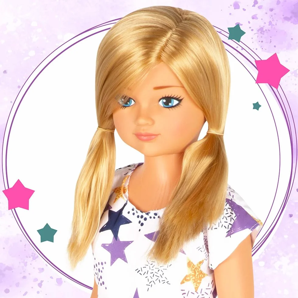 ColorBaby - Muñeca María Grande articulada, 85 cm, Pelo Rubio y Largo, para peinar, Piernas y Brazos articulados, Vestido Estrellas, Ropa con Velcro, Juguetes niños 3 años (47699)
