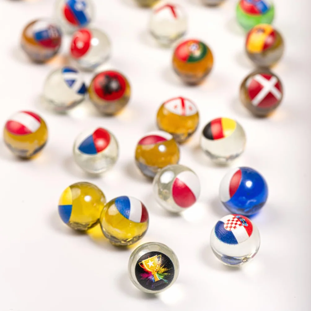 Colección Eurocopa 25 Canicas de Cristal con Banderas de Países del Mundial de Fútbol - 16 mm Ideal para Circuitos y Carreras