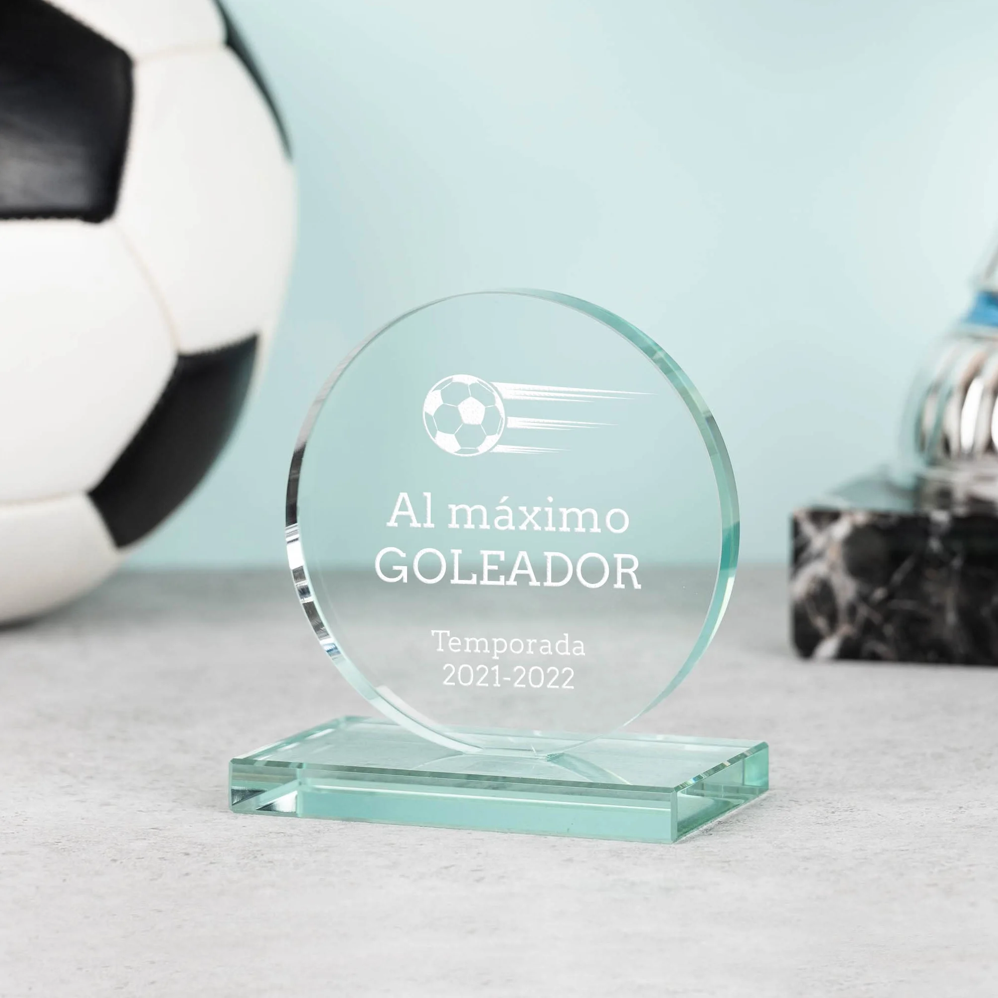Trofeo Personalizado con Nombre y Texto Cristal Grabado Redondo 10x11 cm Incluye Estuche
