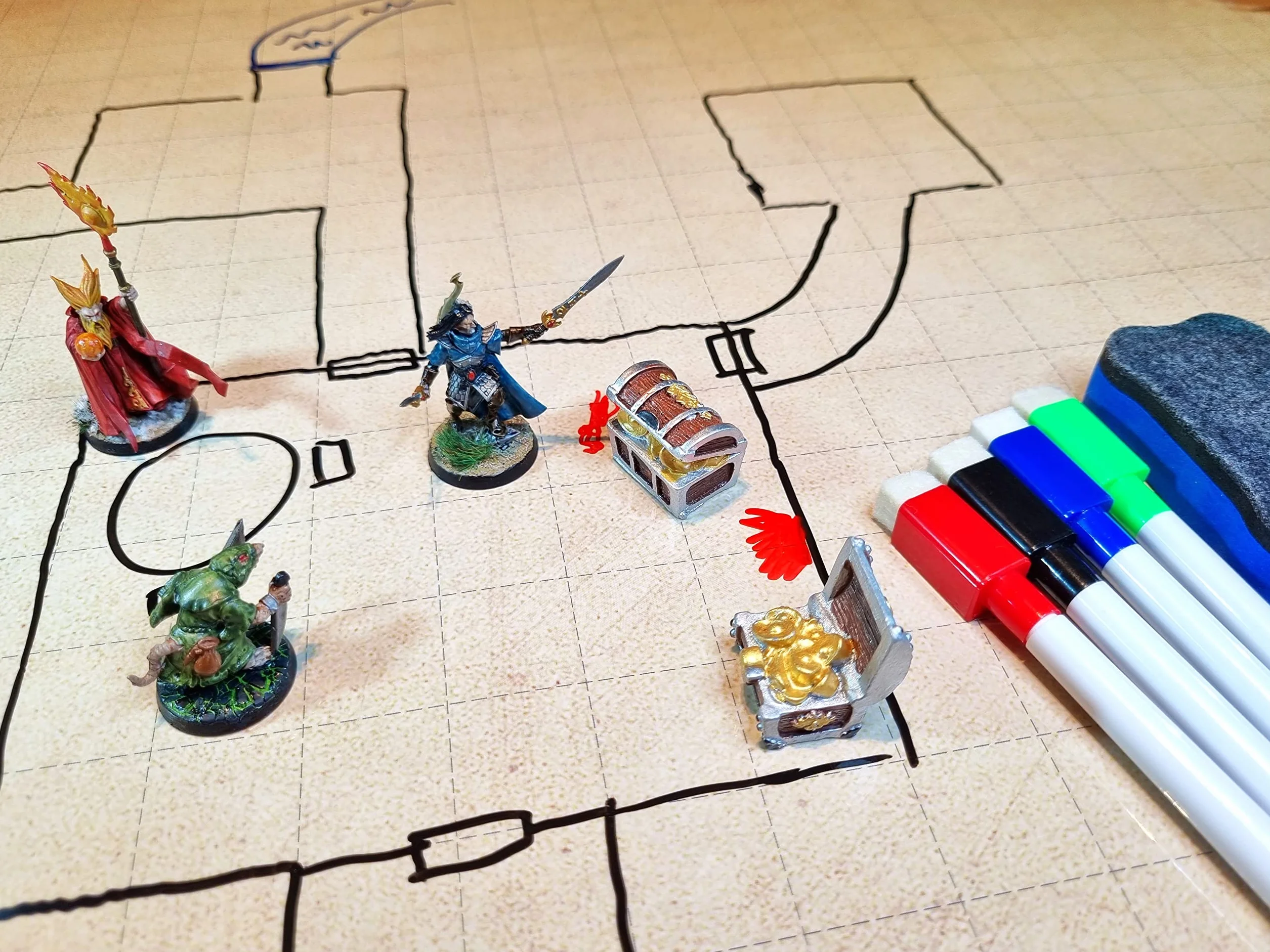 Dungeon Grid Game Mat + Rotuladores y Borrador + Cofres, Mapa Juego rol, D&D, Tablero rol y Juegos de Mesa, Dungeons and Dragons, DND, RPG, Juegos de rol.