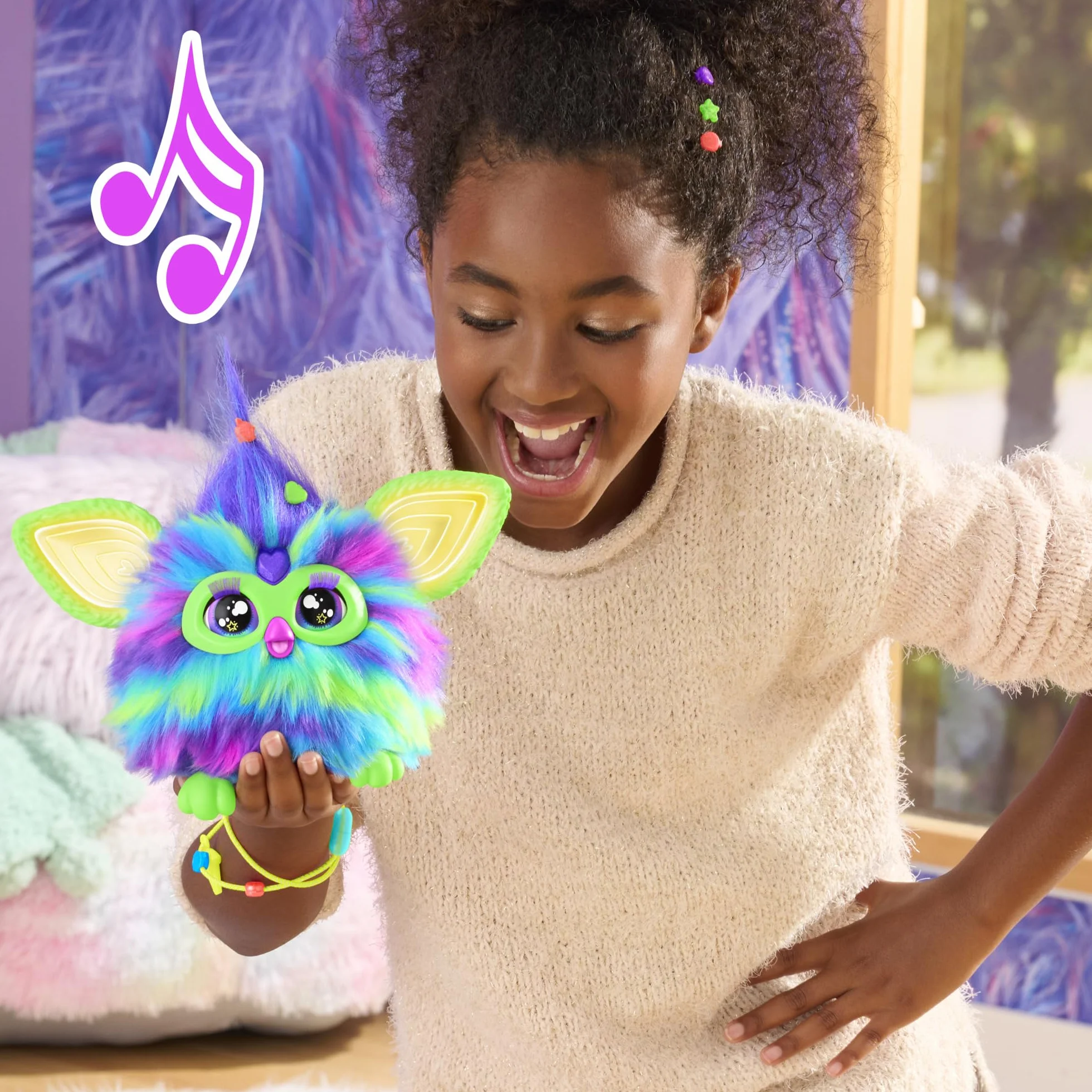 Furby Galaxy, Juguete de Peluche Interactivo Que Brilla en la Oscuridad - Versión en Español, Juguete Electrónico para Niñas y Niños, Regalo de Papá Noel y Reyes Magos