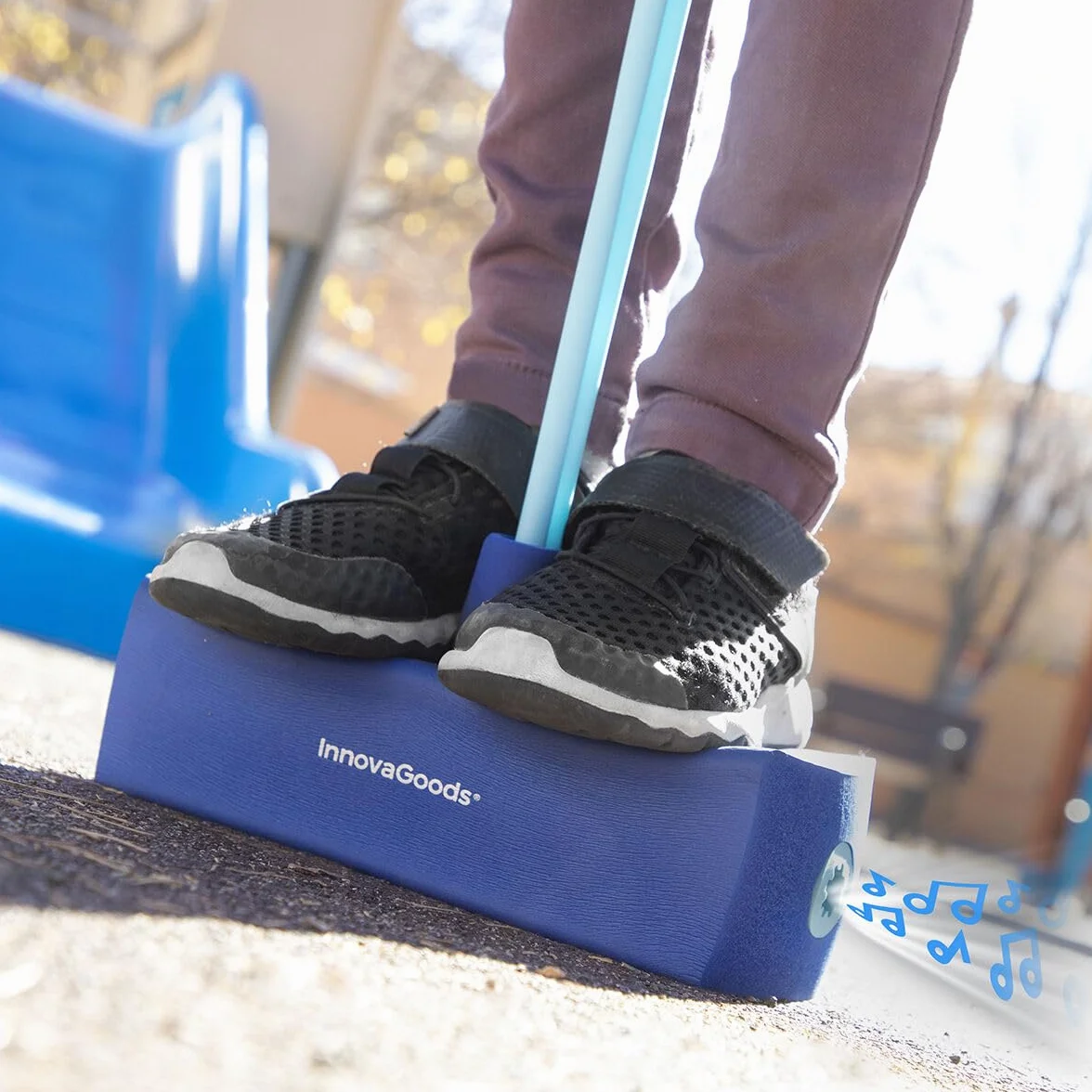 InnovaGoods® Pogo saltarín, Pogo para Actividades Infantiles y Familiares, Ejercicio y Habilidades físicas, Pogo saltarin con Sonido de Brinco, Cumpleaños para Niños +3 Años.