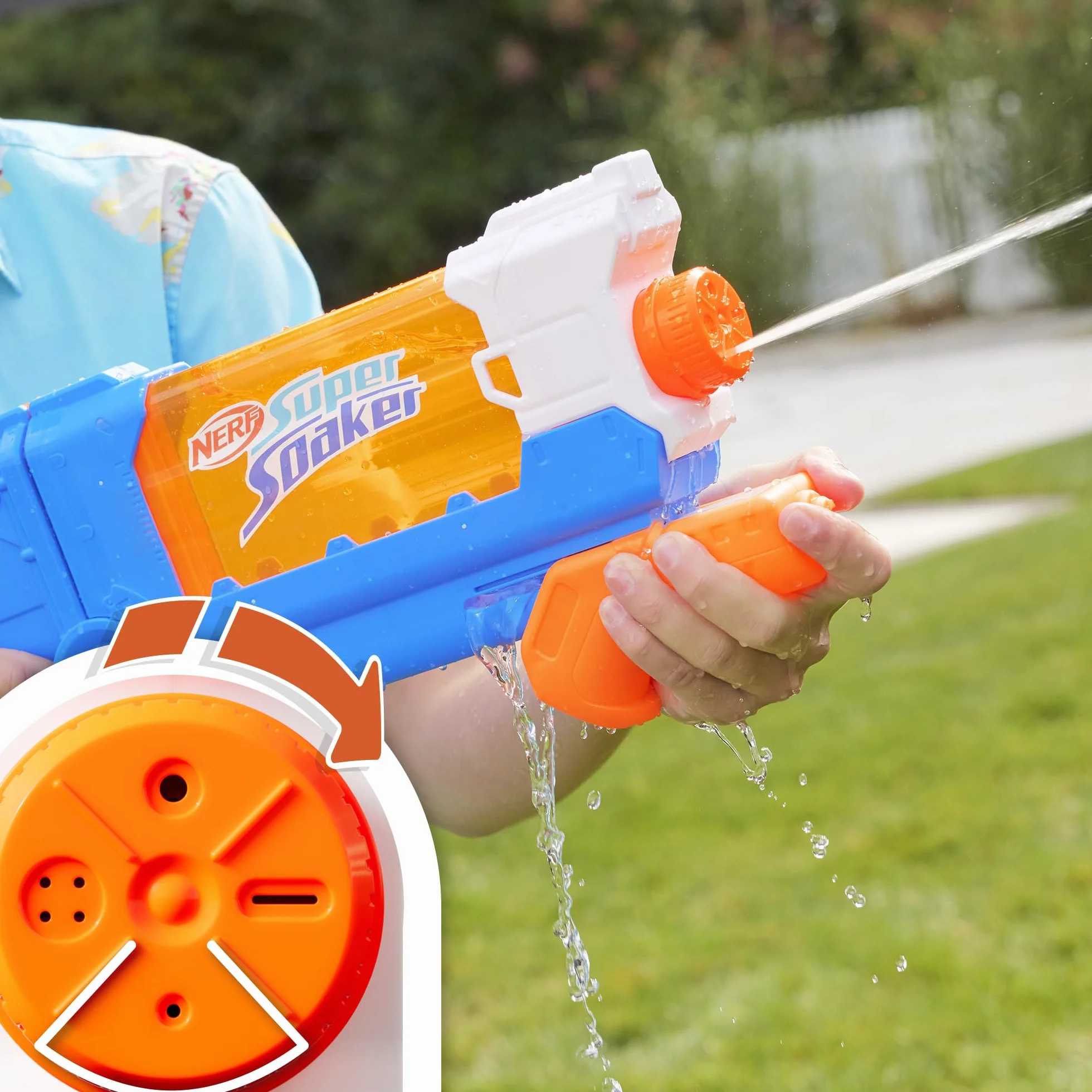 Hasbro Nerf Super Soaker Flip Fill, Lanzador de Agua para Niños y Niñas a Partir de 6 Años, 4 Estilos de Rociado, Llenado Rápido, Tanque de 0,8 L, Juegos de Exterior