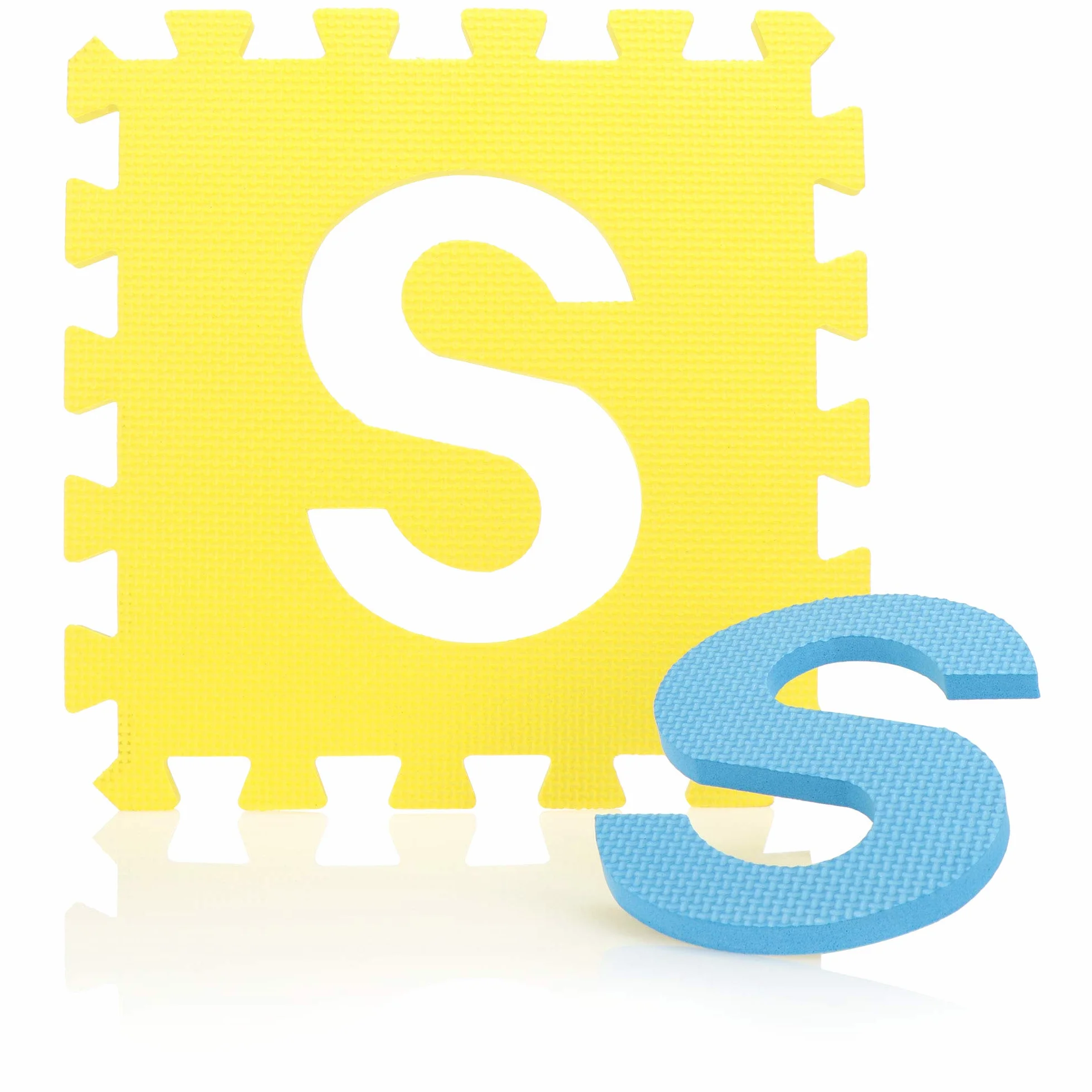 COM-FOUR® Puzzle de Suelo de 26 Piezas, Alfombrillas Blandas con Letras, Ideal para niños a Partir de 2 años, práctica Almohadilla Protectora para el Suelo [la Mezcla de Colores varía] (Letras)
