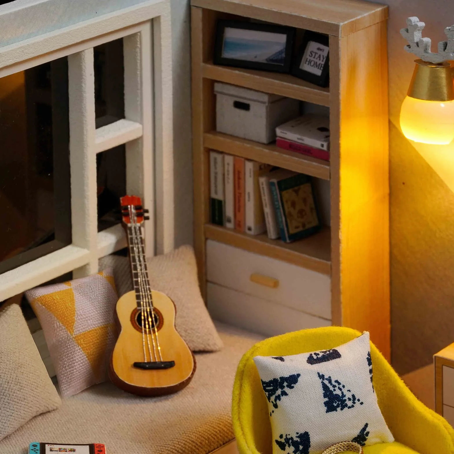 CUTEROOM Kit de casa de Madera en Miniatura 1:32 coleccionista con Muebles y Accesorios