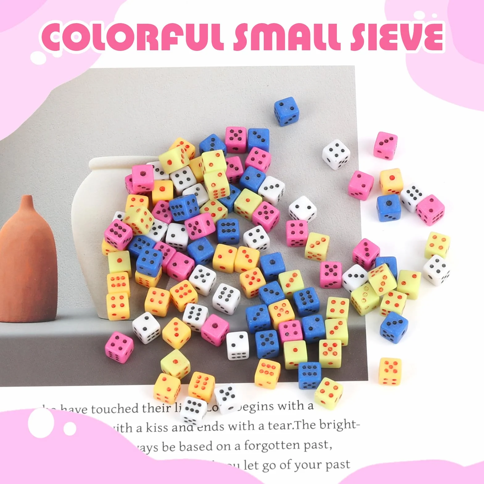 Set de 100 Mini Dados D6 de 5mm, Dados Cuadrados Surtidos para Juegos de Mesa, Actividades Educativas de Matemáticas, Fiestas Temáticas de Casino y Recuerdos - Multicolor