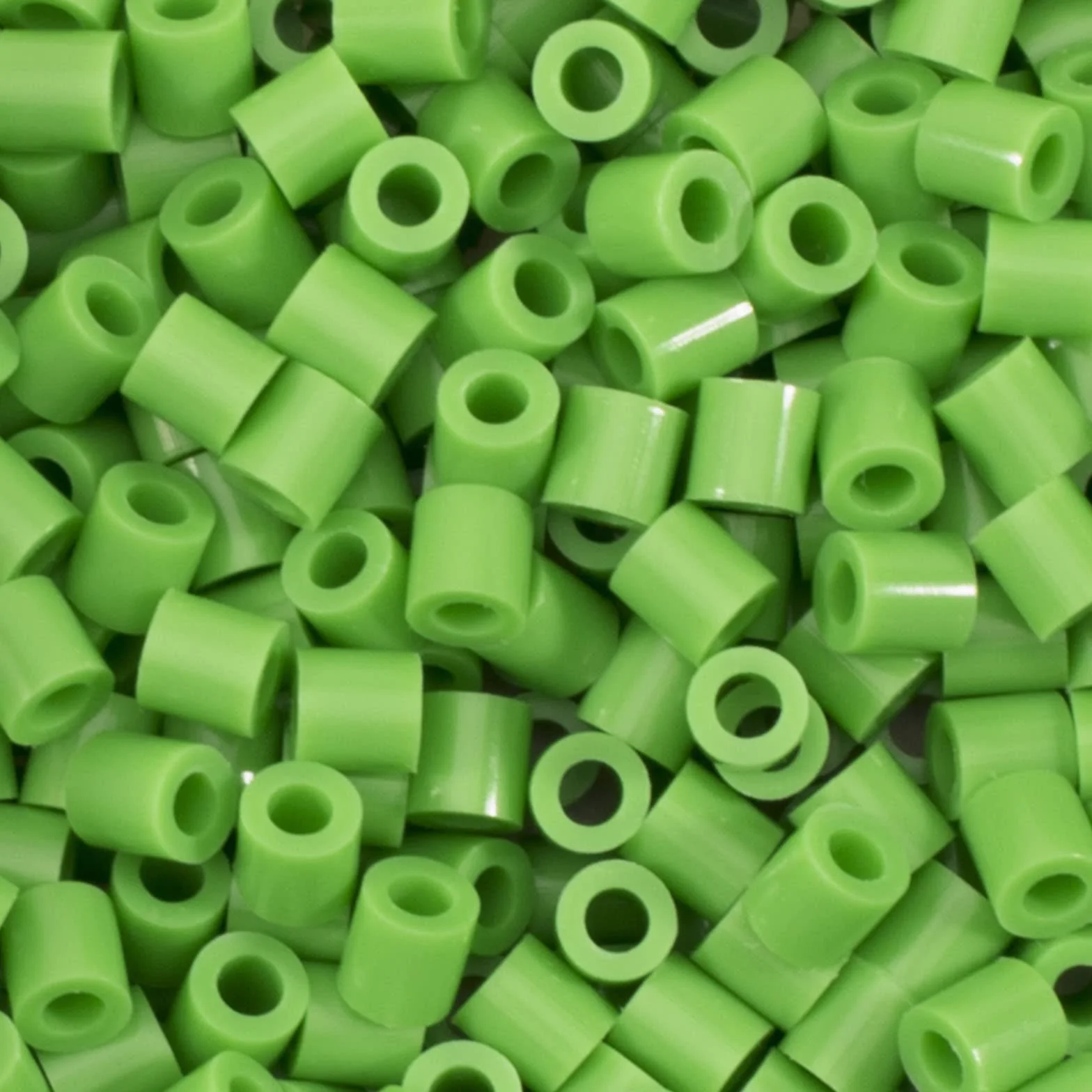 Vaessen Creative Perlas Fusibles, Verde Claro, Set de 1100 Piezas DIY para Niños, Creación de Joyas, Decoraciones Hechas en Casa y Otras Ideas de Manualidades, 5mm