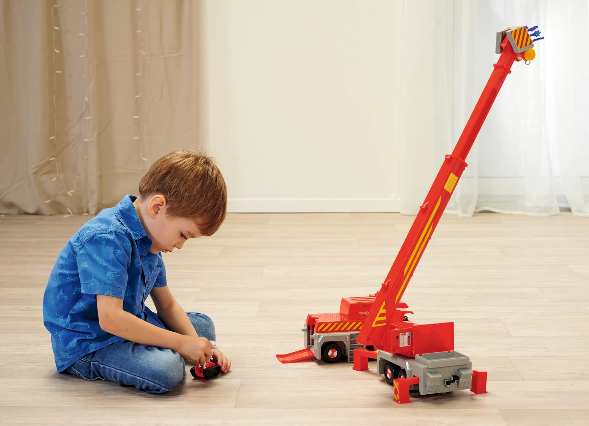 Simba 109252517 - Grúa de Juguete de Sam Bombero (50 cm) - Vehículo de Rescate 2 en 1 (Coche y grúa) para niños a Partir de 3 años, con cabrestante, Figura, luz y Sonido (Incluye Pilas)