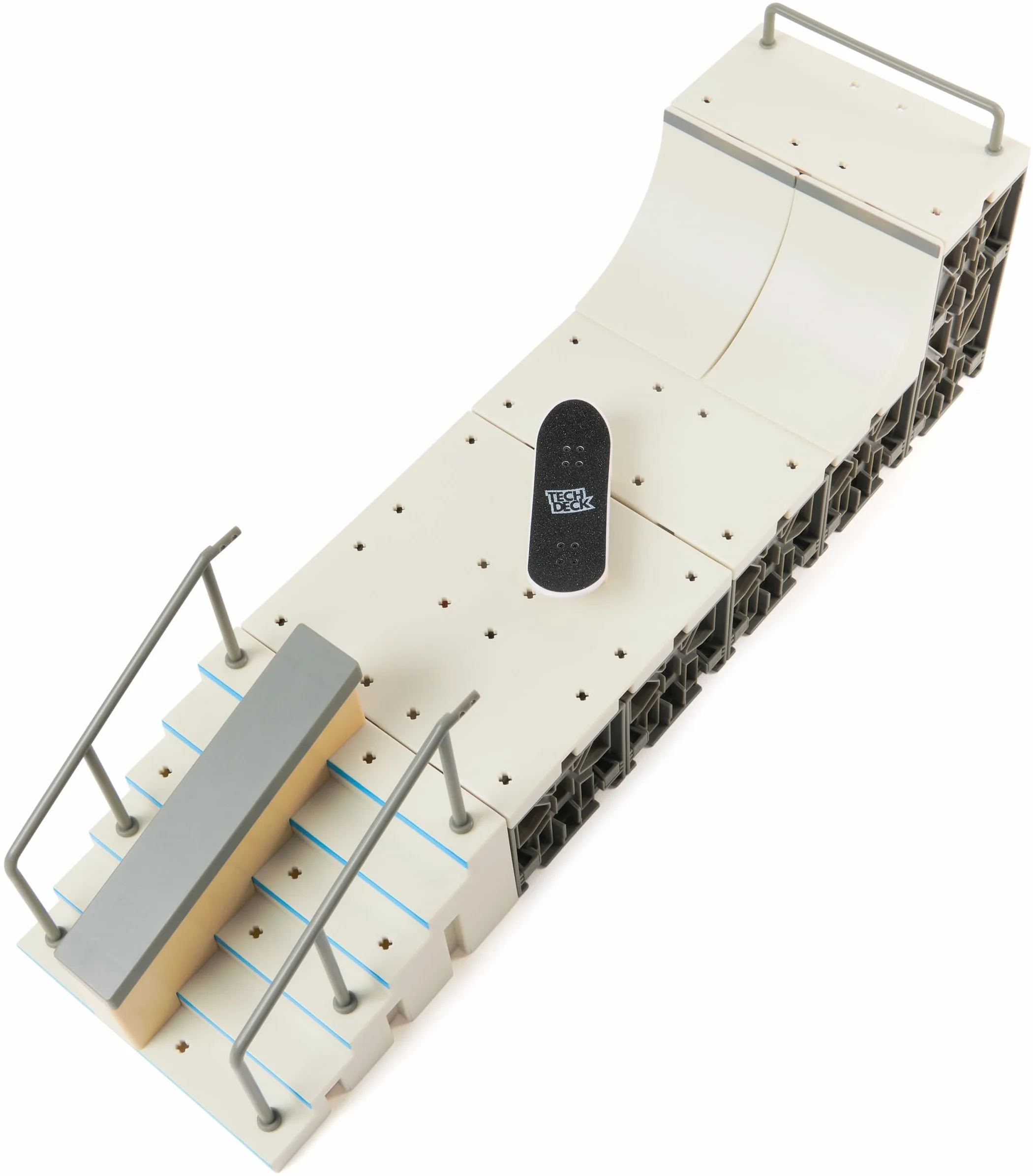 Spin Master Tech Deck, Primitive X-Connect Skate Park, Juego de rampa para Personalizar y Construir con Fingerboard Exclusivo, Juguetes para niños a Partir de 6 años