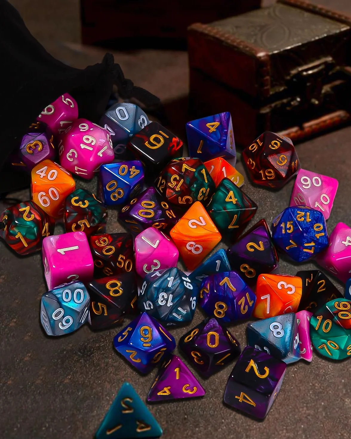 Dados Poliédricos - 49 Piezas con Bolsa Negra para Juegos de Mesa, Dungeons and Dragons, DND, RPG, MTG - D20, D12, D10, D8, D6, D4