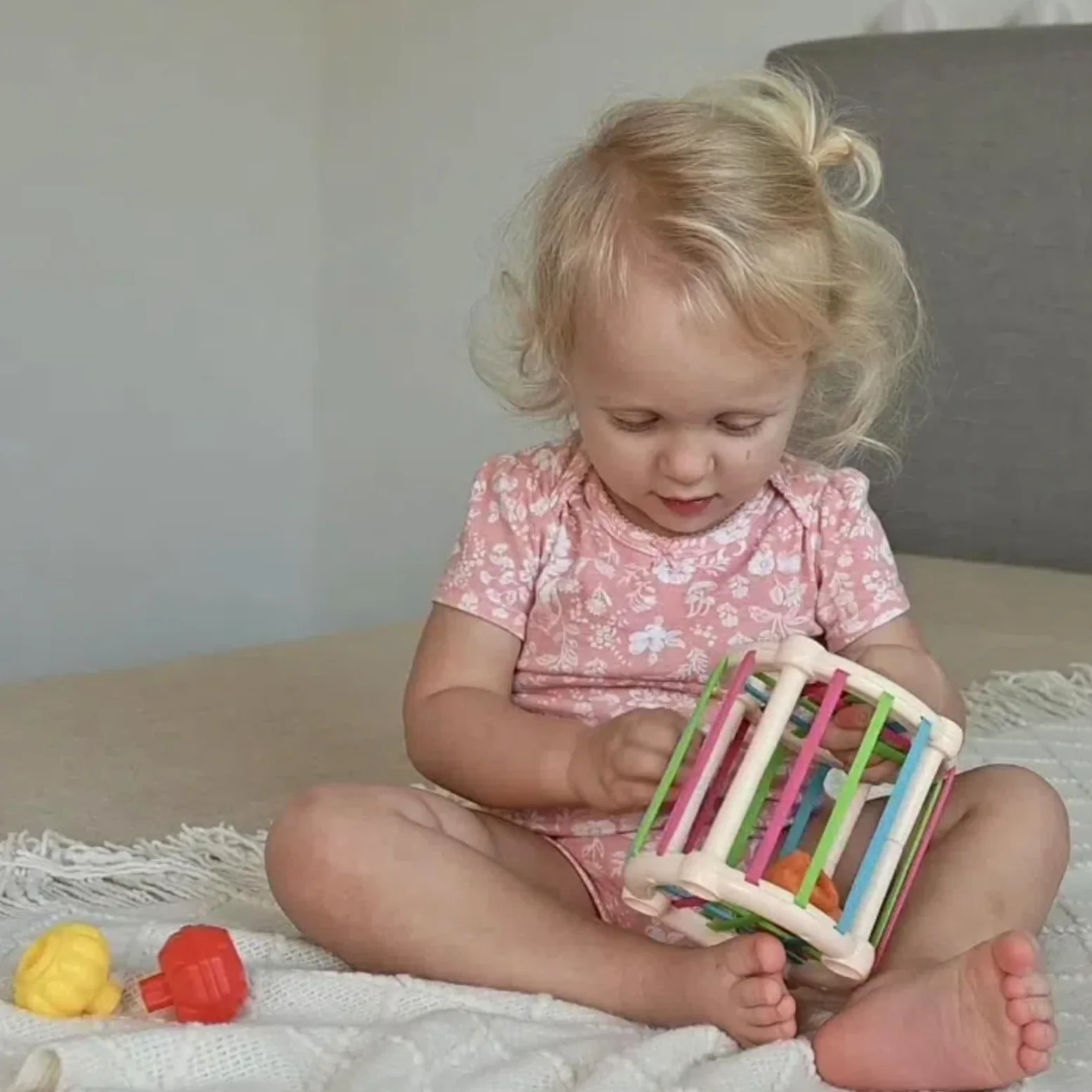 LUCKFUTURE Juguetes para bebés de 6 a 18 Meses, Juego de Juguetes Montessori 8 en 1, Juguetes educativos de Aprendizaje para niños pequeños de 1 a 3 años, Regalos de Moda para niños y niñas