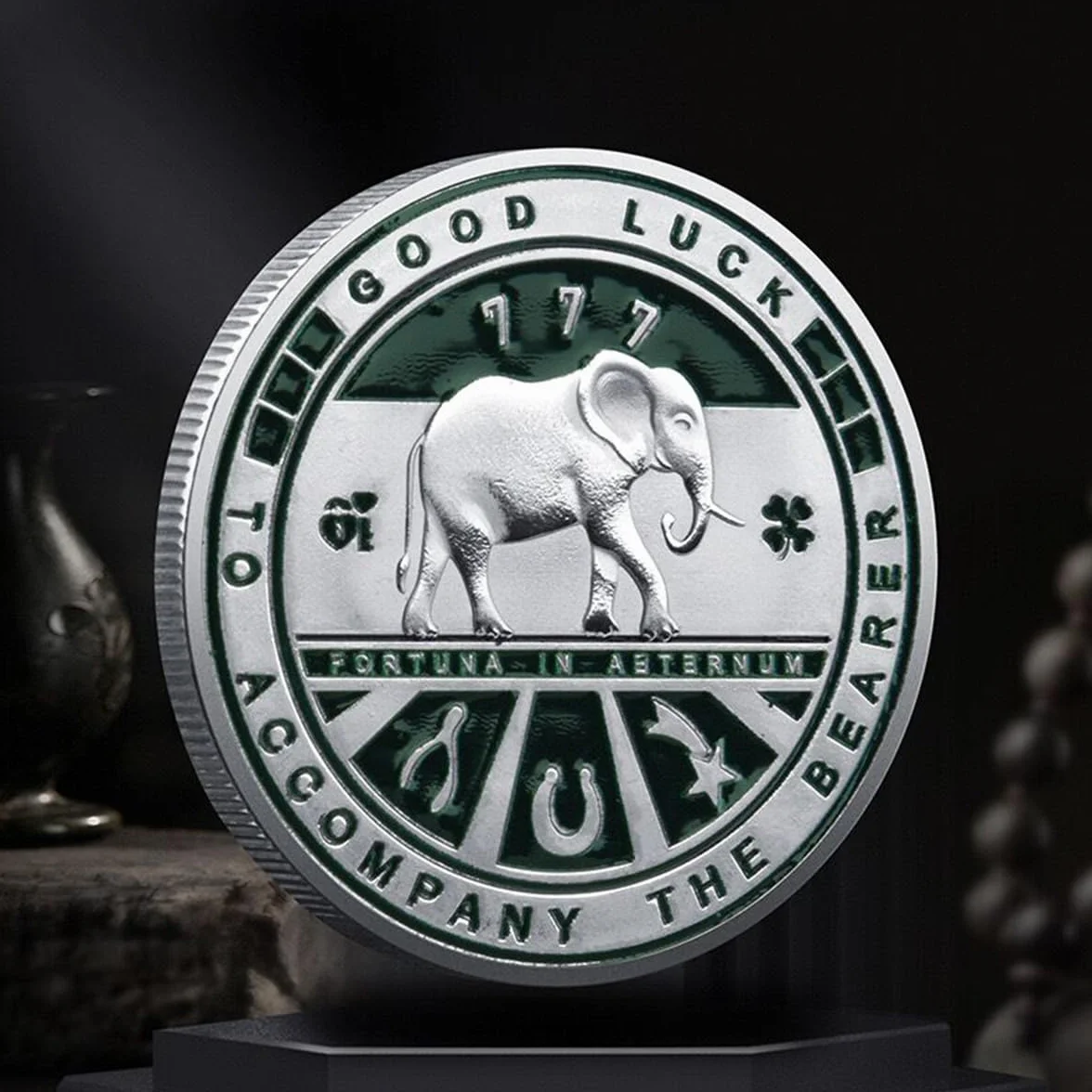 Good Luck Buena Suerte Moneda de la Suerte con Trébol de Cuatro Hojas y Elefante y Símbolos de la Suerte Moneda Conmemorativa
