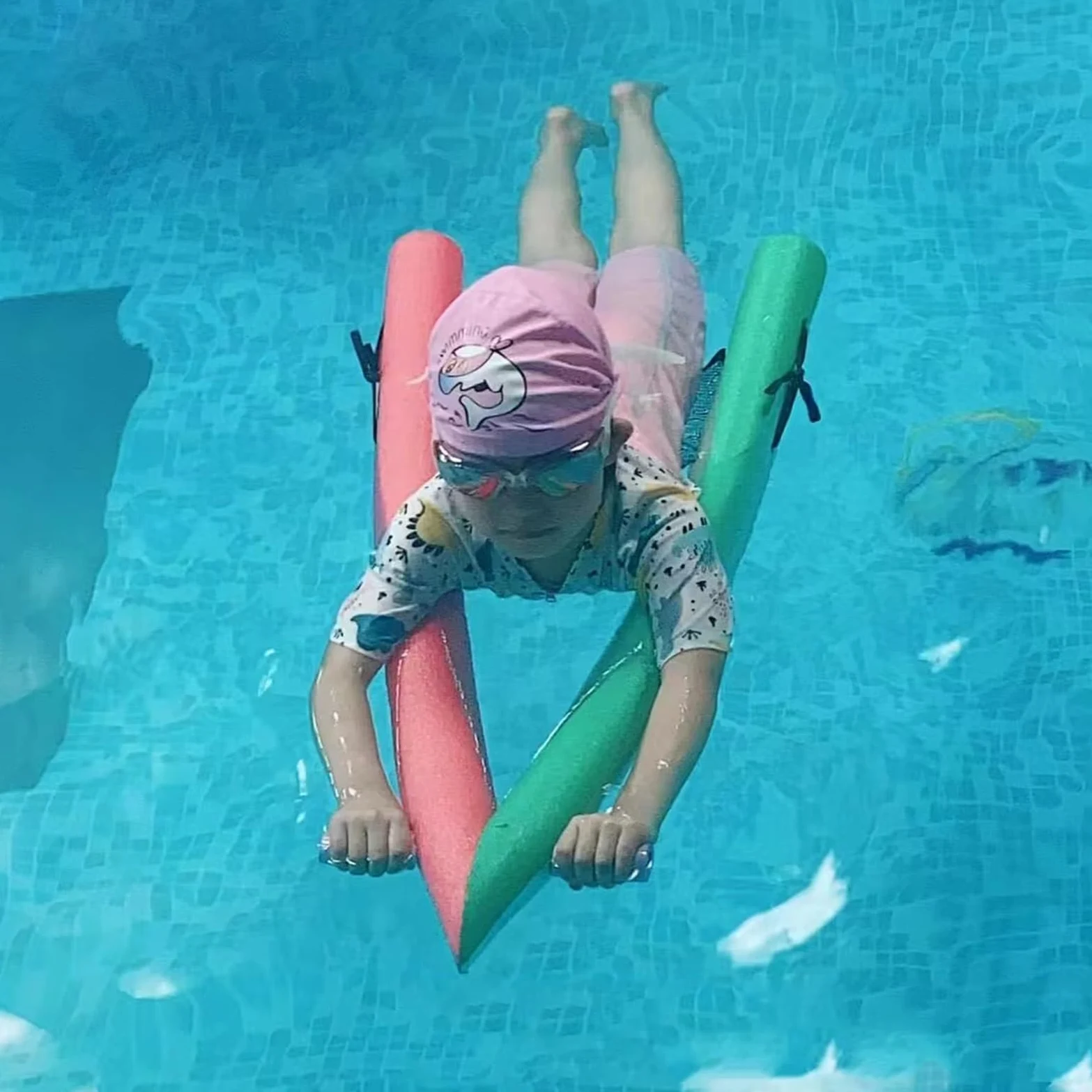 Pool Noodles para Adultos Flotación portátil de Alta Visibilidad | Fideos Espuma en Forma A de Natación Para niños, hombres, mujeres, familia, exteriores, verano, viajes, río,