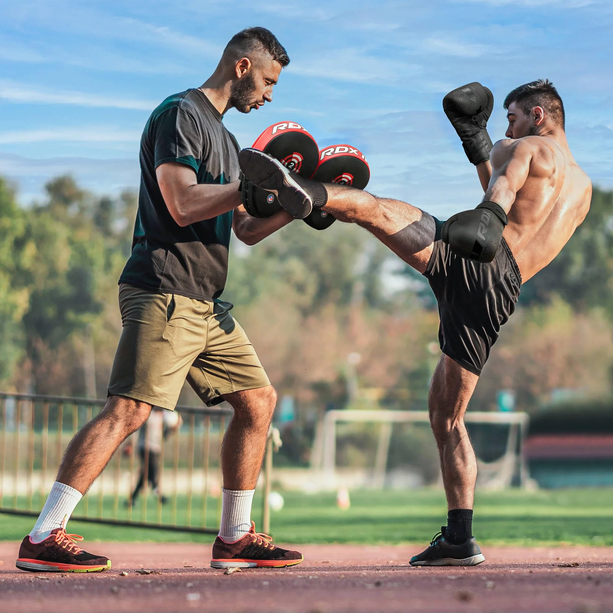 RDX Maya Hide Cuero Curvadas Boxing Pads Gancho Jab Patada Almohadilla Kick Boxing Sparring