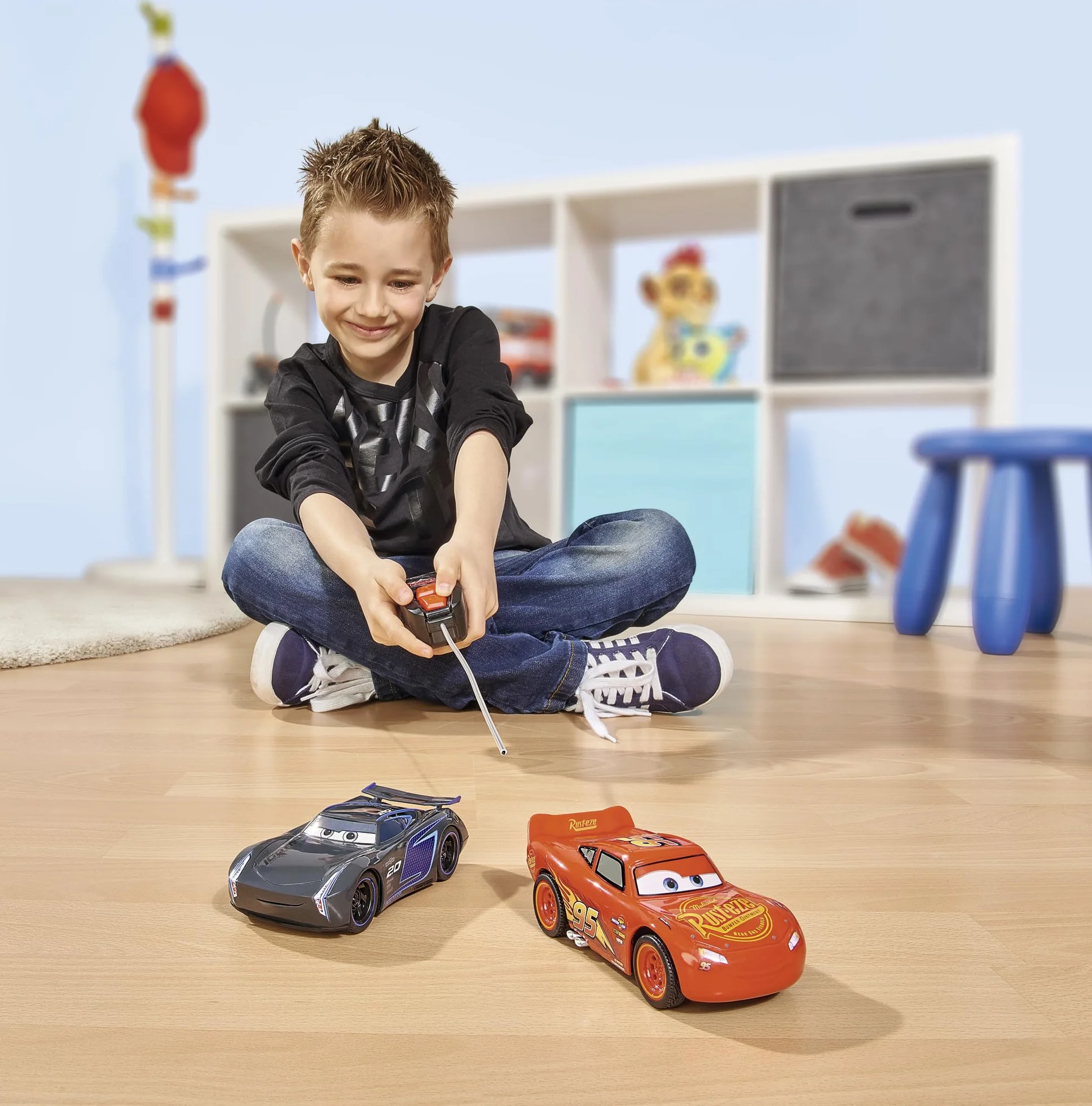 Dickie Toys Rayo McQueen Coche RC Control Remoto Escala Monocanal para Niños 3+ Años Multicolor