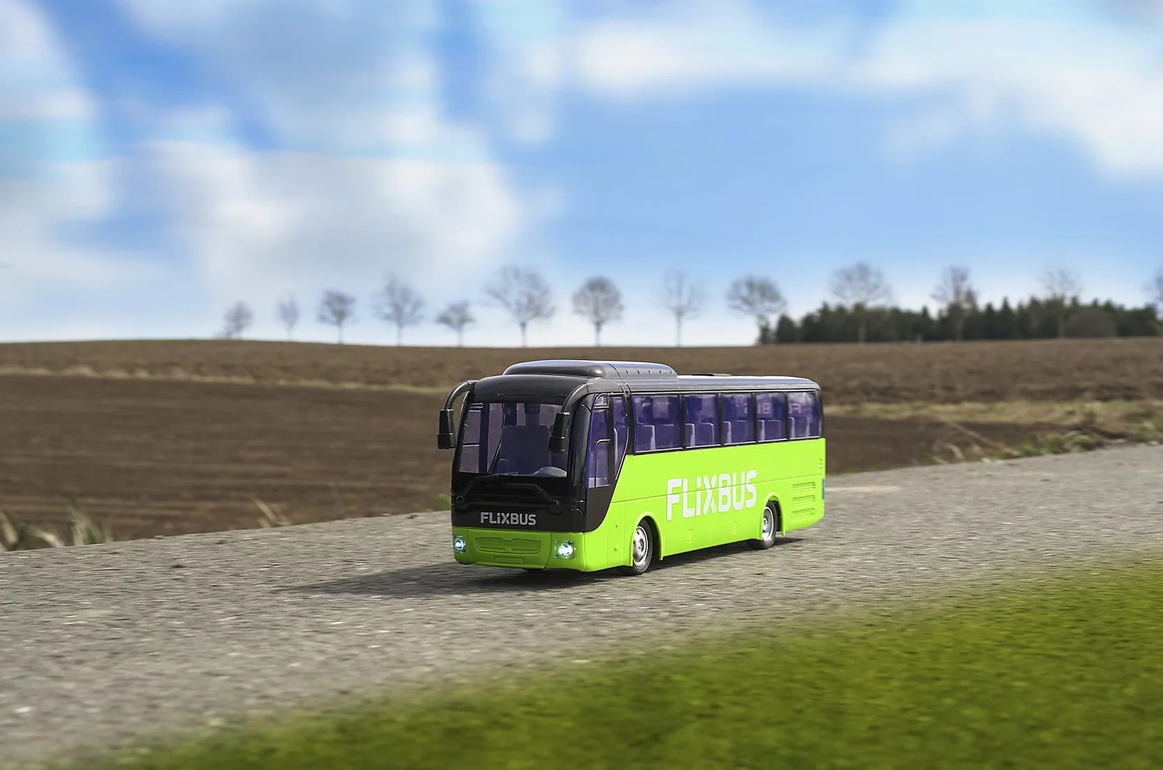 Carson 500907342 FlixBus 2.4GHz - 100% Listo para Conducir, autobús de Juguete, Coche de Juguete, Coche teledirigido, para niños a Partir de 8 años, Tiempo de conducción Aprox. 60 min.