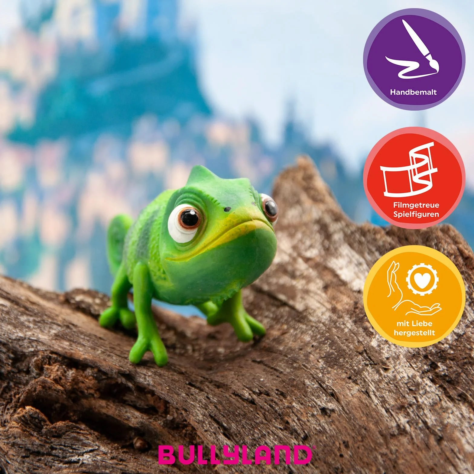 Bullyland-Disney Princess 12422-Figura de juego, Walt Rapunzel, Pascal, aprox. 6 cm de altura, figura pintada a mano, sin PVC, para que los niños jueguen de forma imaginativa, color (Bullyworld 12422)