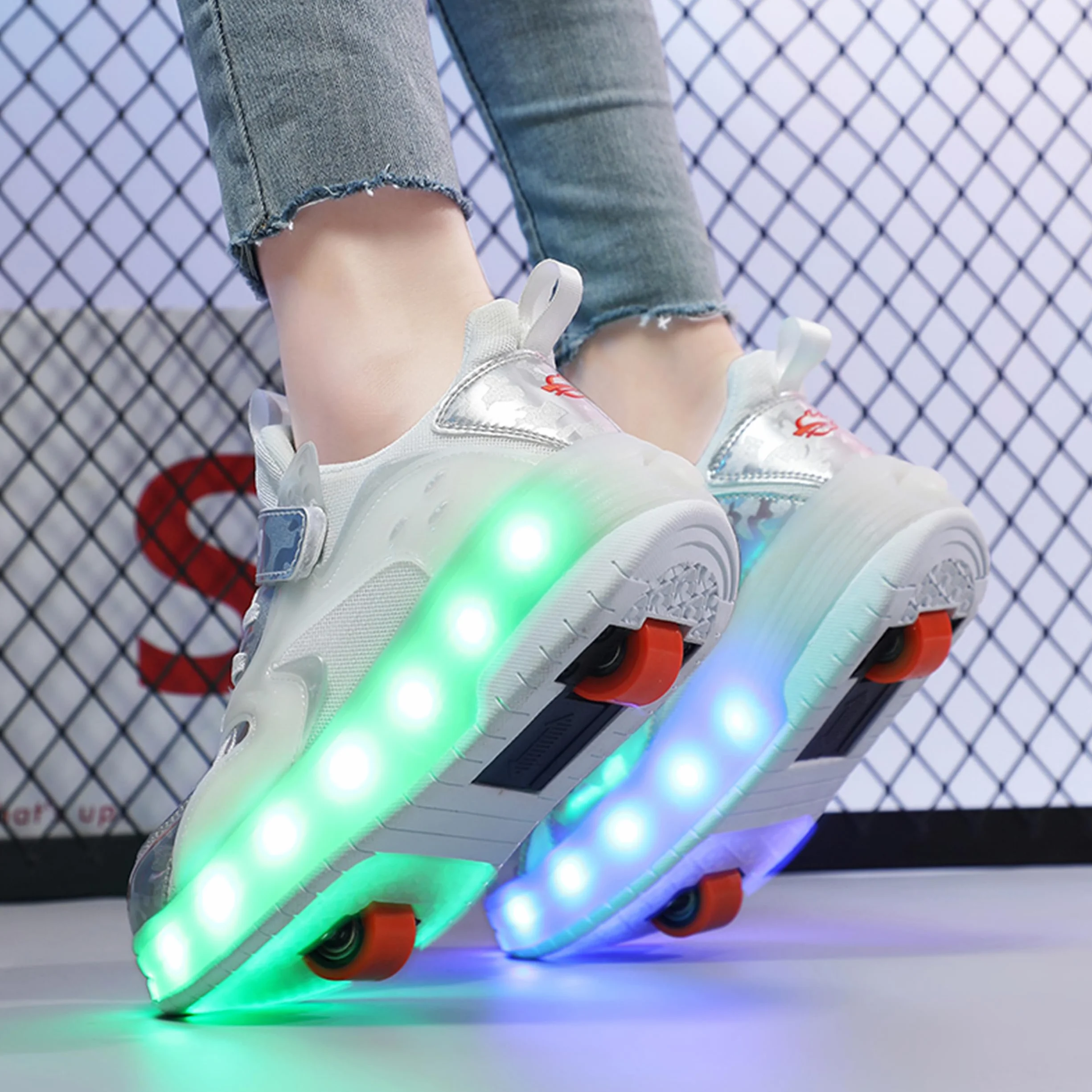 Zapatillas con Ruedas LED para Niños y Niñas, Patines de Skate con Dos Ruedas, Carga USB, Color Cambiante