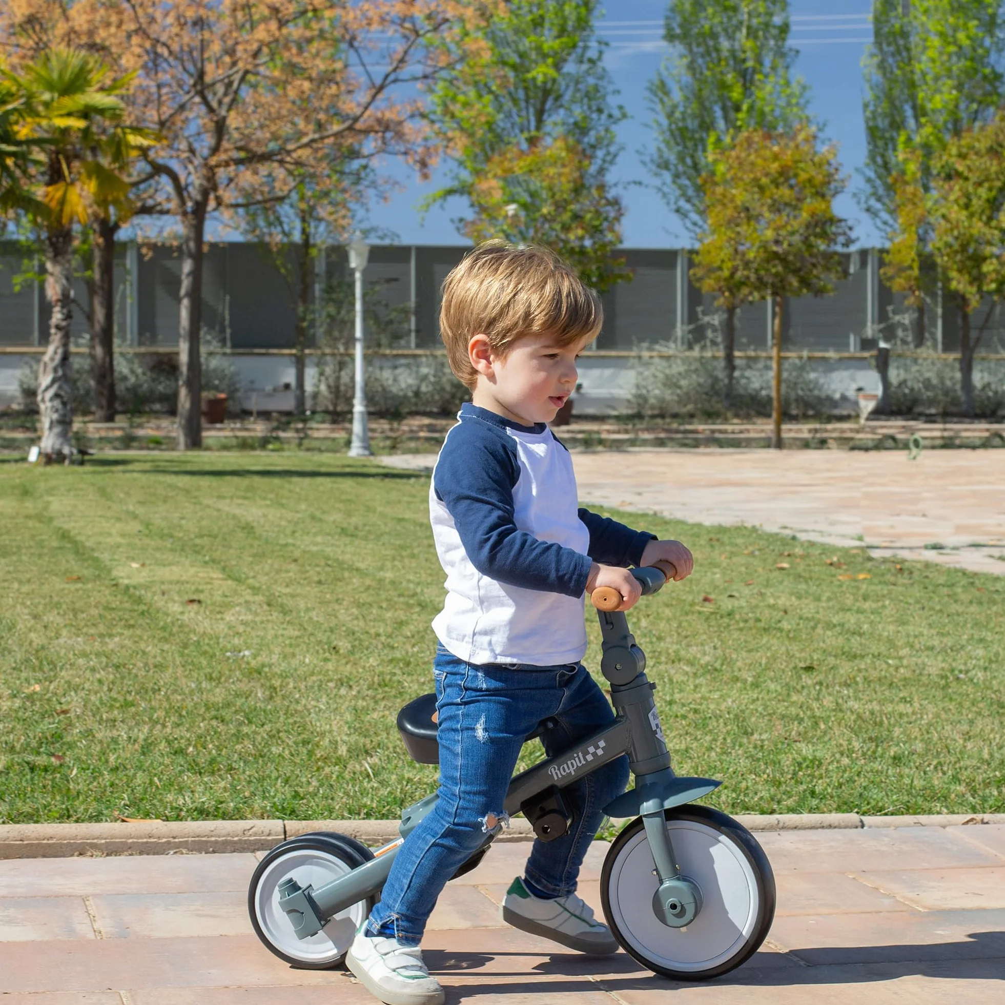 Interbaby Triciclo Evolutivo Bebé 5 en 1 | Triciclo Bebé 1 Año Convertible en Bicicleta sin Pedales | Bici Bebé y Correpasillos 1-5 Años | Ajustable, Transformable y Estable (Gris)