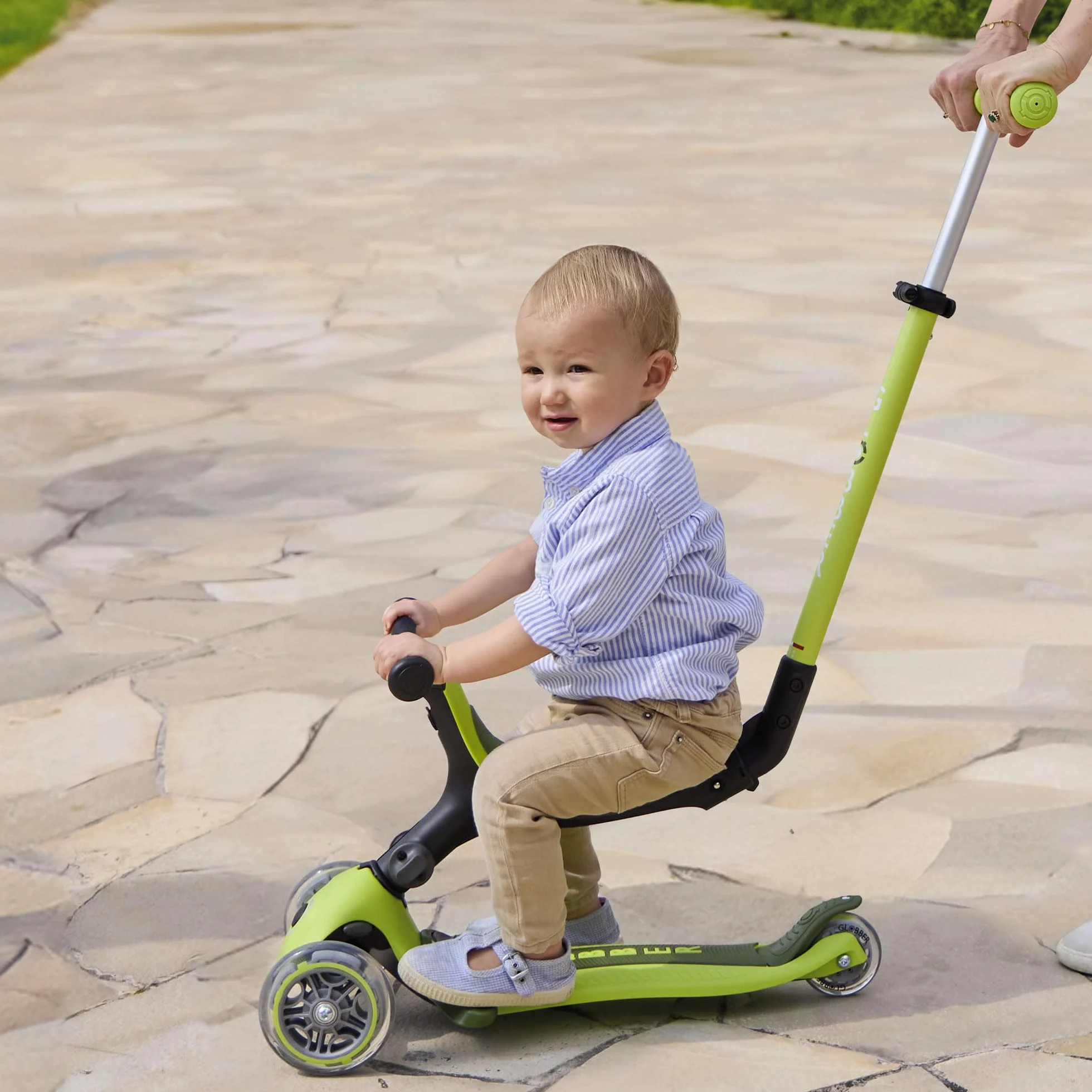 Globber GO UP Active Luces, Patinete evolutivo de 3 Ruedas con Luces para niños de 15 Meses a 9 años, Verde Menta