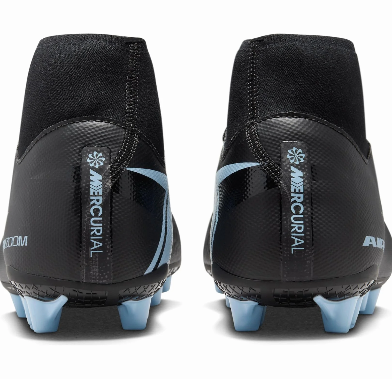 NIKE Mercurial Superfly 10 Academy Sneaker