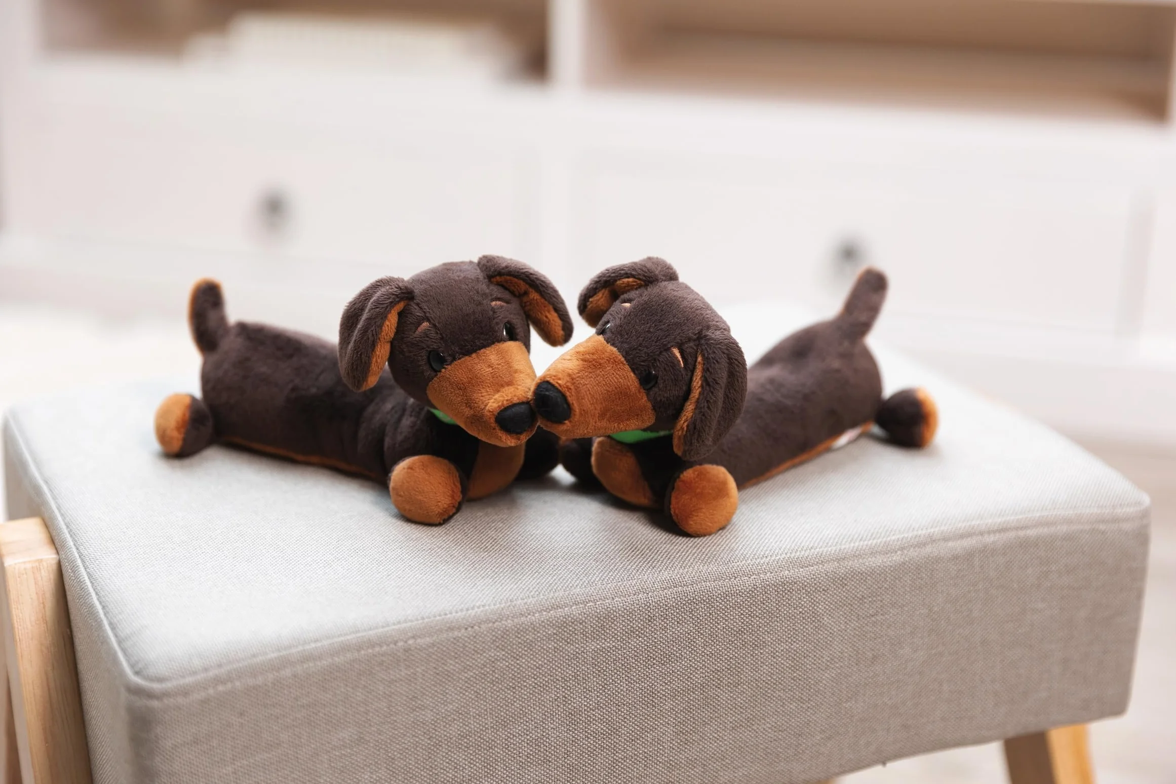 NICI-Peluche Perro Salchicha 20cm acostado marrón-Sostenible, Hecho de Suave Tejido Peludo, Ideal para Jugar y abrazar, Tanto para niños como para Adultos Una excelente Idea de Regalo, Color (49821)