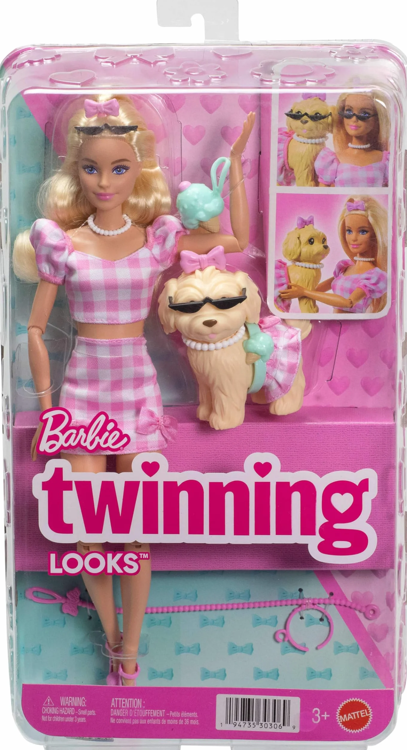 Barbie Twinning Looks Muñeca con perro mascota con ropa de vichy rosa a juego y accesorios como gafas de sol, collares y lazos, rubia, JFP36