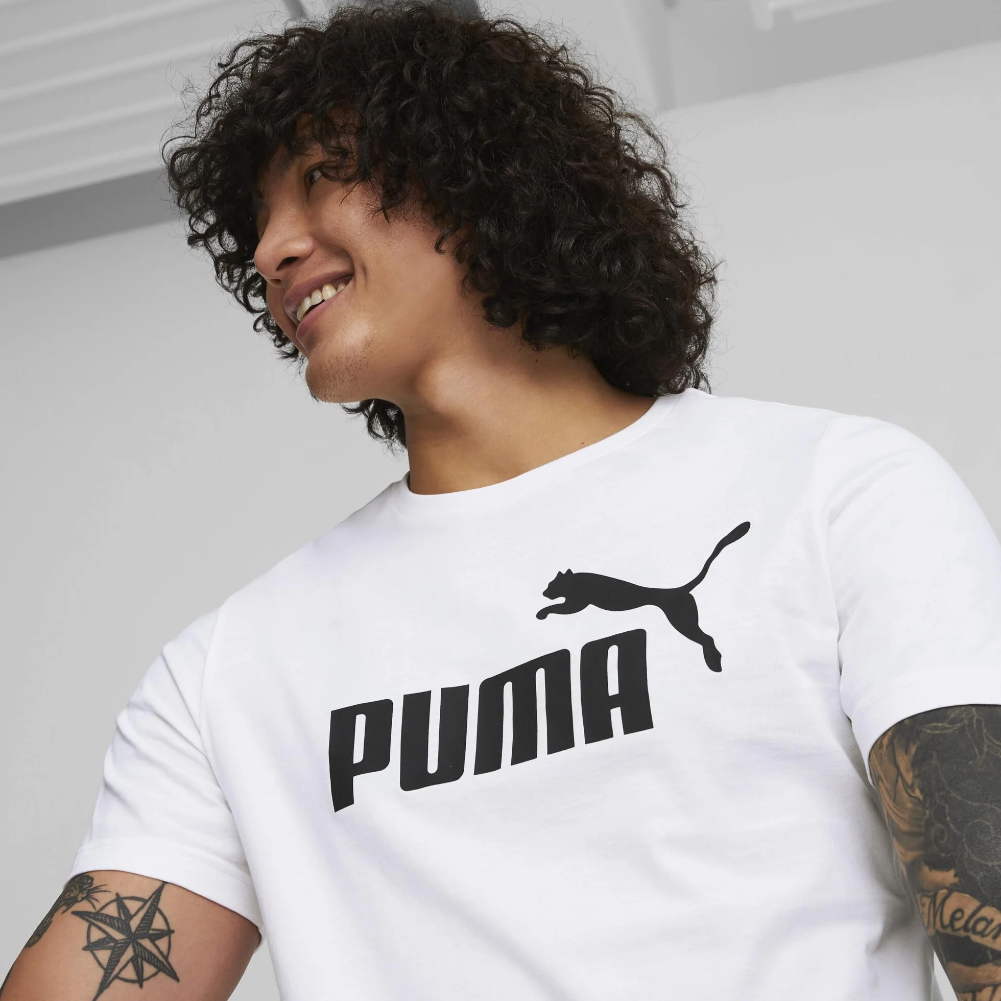 PUMA Men's ESS Logo tee T Shirt