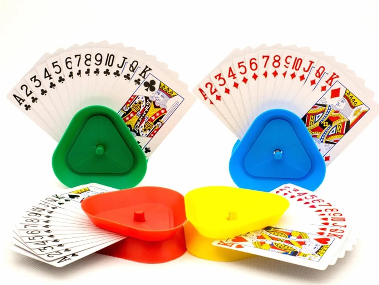 Juego de Cartas Titular,4 PCS Soporte Juego Cartas Póquer Mano pequeña Soporte póquer de Juego Triángulo de Cartas Puesto Póquer Estante Soporte para Tarjetas Juego de Mesa