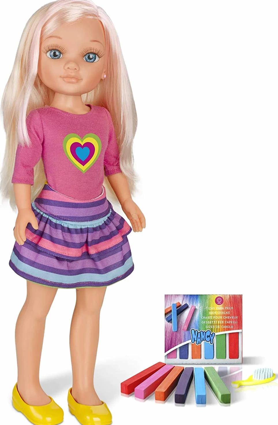 Nancy - Un día Haciendo mechas, Muñeca Rubia con Pelo Largo para Hacer Mechas y Peinados Creativos con Tizas de Colores, Accesorios Incluidos, Regalo para Niños y Niñas + 3 años, Famosa (700013865)