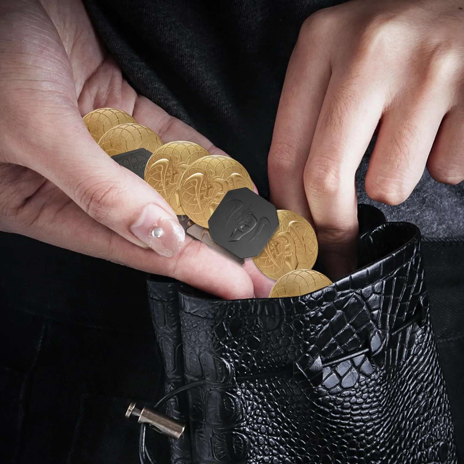 145 Monedas de Metal DND y Bolsa de Cuero, Contiene 60 Monedas de Oro, 40 Monedas de Plata, 40 de Cobre y 5 Monedas de Platino, Bueno para Juegos de Mesa RPG.