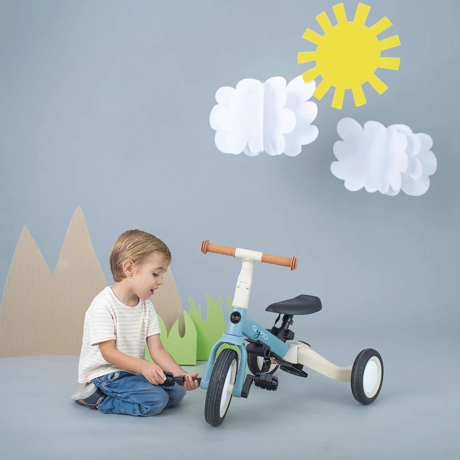 Olmitos - Triciclo Evolutivo de Bebé 5 en 1 GYRO + - Bicicleta Niños Desde 1 Año hasta 5 años - De Triciclo a Bicicleta con o sin Pedales – Adaptable y transformable (Gyro, Azul)