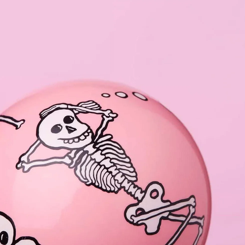 Krom Kendama Jody Barton Skeletons - Juego al Aire Libre