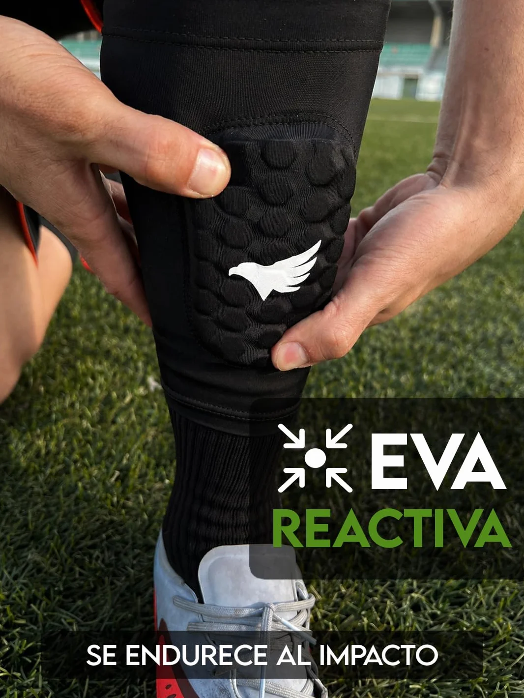 Light Pro Mini Espinilleras Integradas para Fútbol, Protectores de Espinilla Ultraligeras