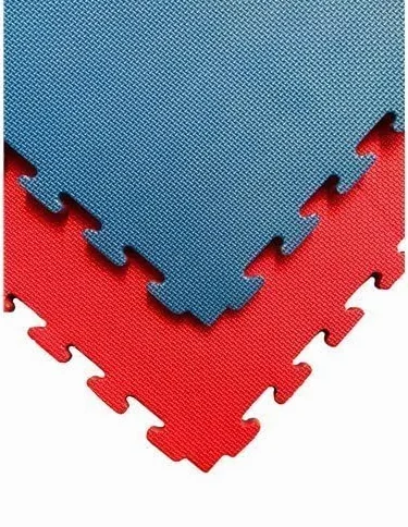 Mugar - Suelo Tatami Puzzle EVA | Ideal para Artes Marciales, Gimnasios y Yoga | Resistente al Agua y Antideslizante | Fácil Ensamblaje y Limpieza, Azul/Rojo, 100x100x2.5 cm