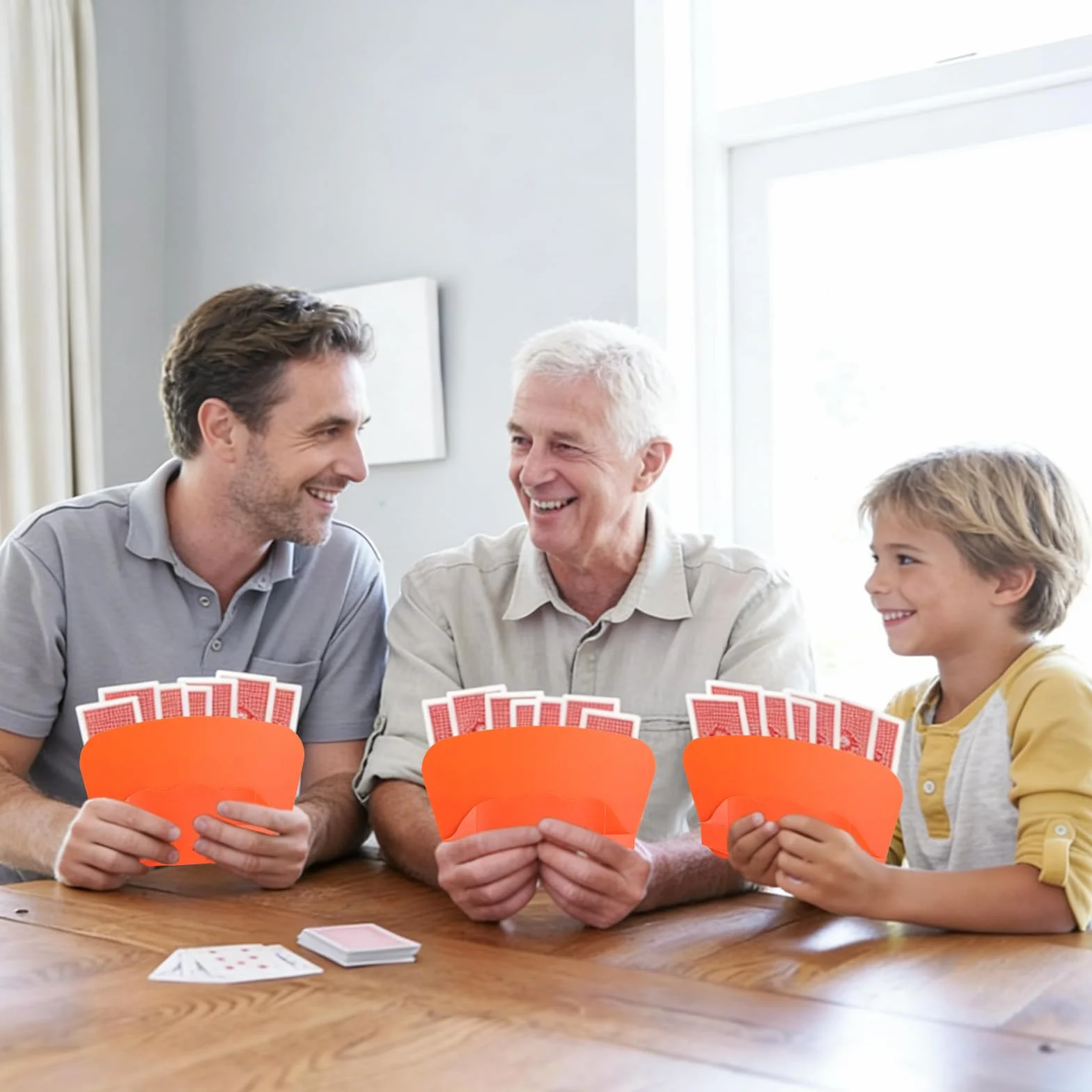 2 Piezas Soporte para Naipes, Sujeta Cartas Soporte para Juego de Cartas Plastic Poker Rack Juego de Cartas Titular para Niños Discapacitados Adultos Personas Mayores