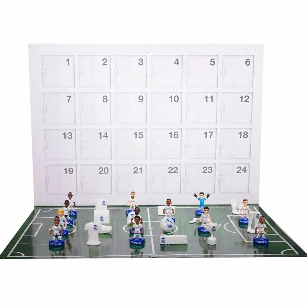 BANDAI, Minix Collectible Figurines, Super Pack Real Madrid, Calendario de Adviento con 12 Jugadores y 12 sorpresas, Idea de Regalo para Niños y Adultos, Fans de fútbol (MN17348)