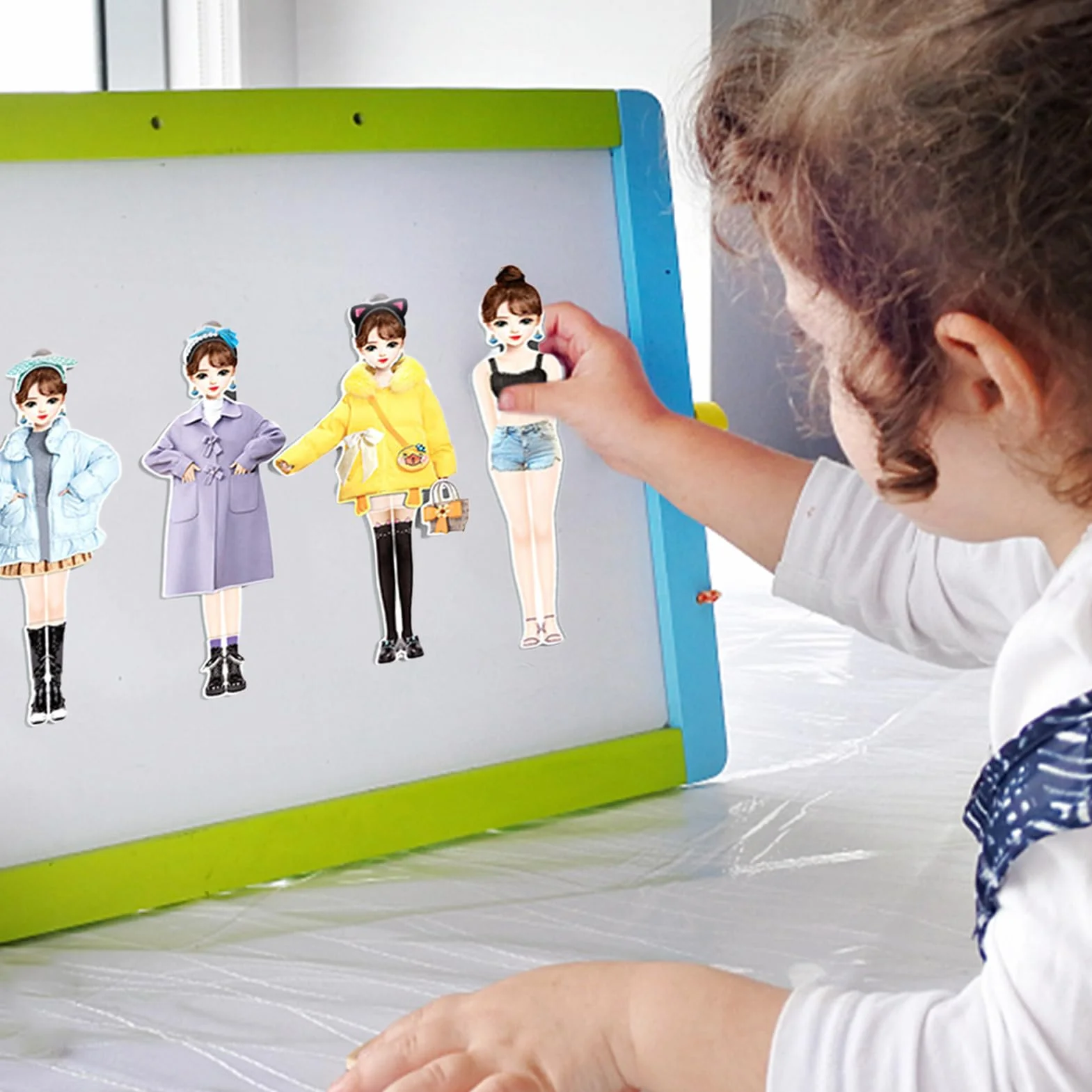 Generisch Juego de muñecas de papel de princesas magnéticas para vestirse para bebé, fingir que juegas un juego de juguetes de viaje para niñas | Muñeca de vestir magnética – Compañeros de juego