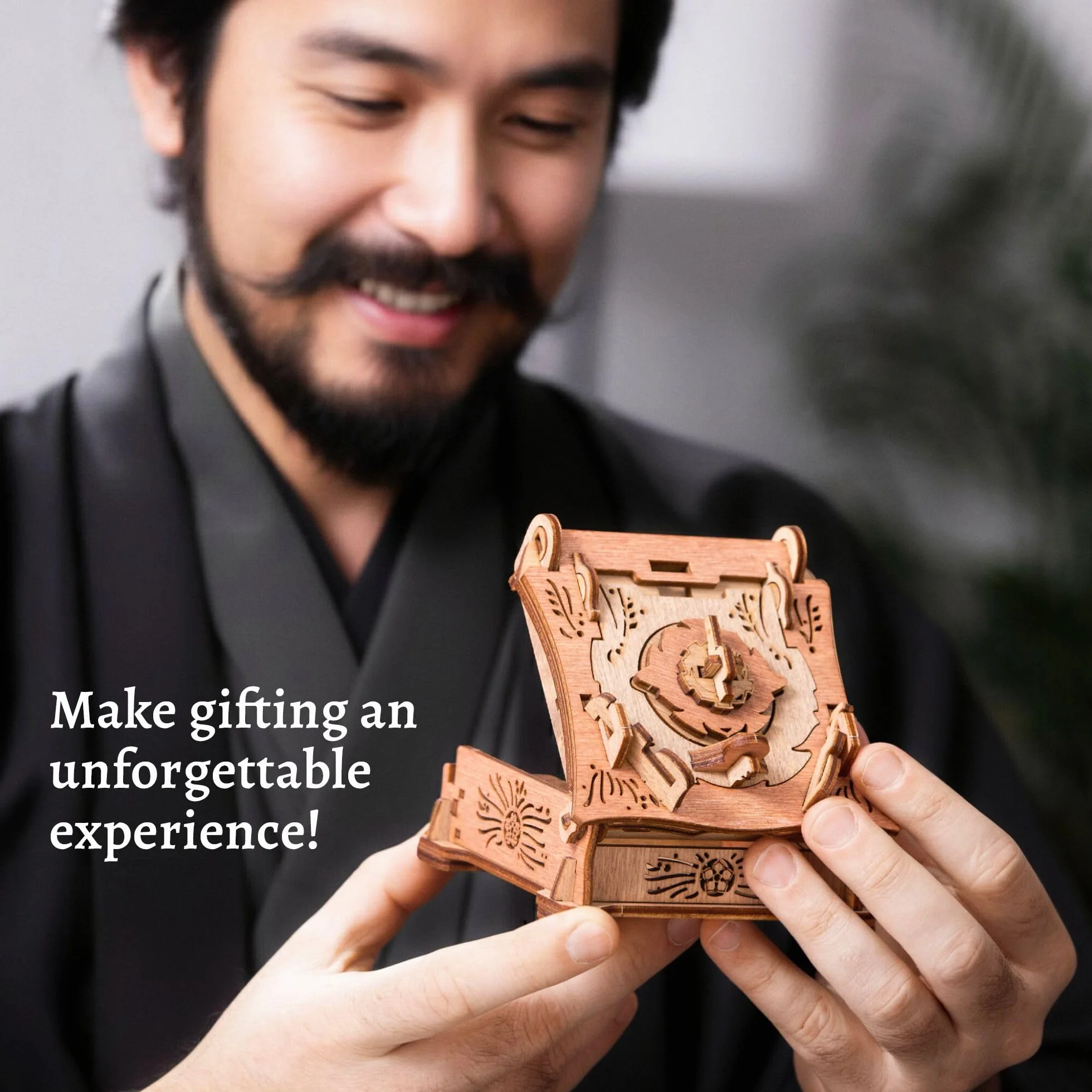 iDventure Caja de rompecabezas Samurai | Embalaje de regalo complicado | Rompecabezas 3D para adultos | Juego de sala de escape | Rompecabezas mental | Gadget de regalo de cumpleaños para hombres y